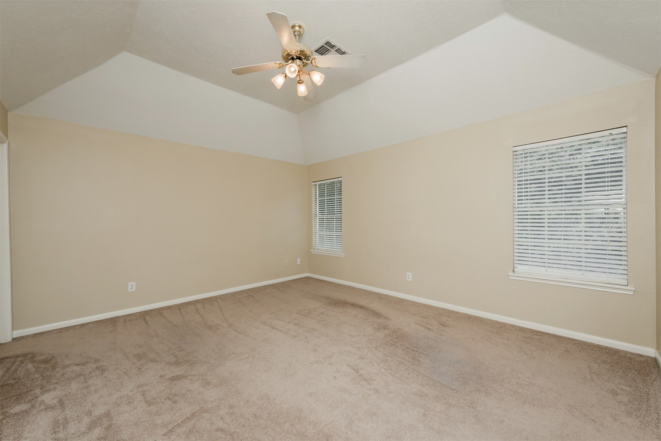 215 Sunset Ridge Property Photo 22