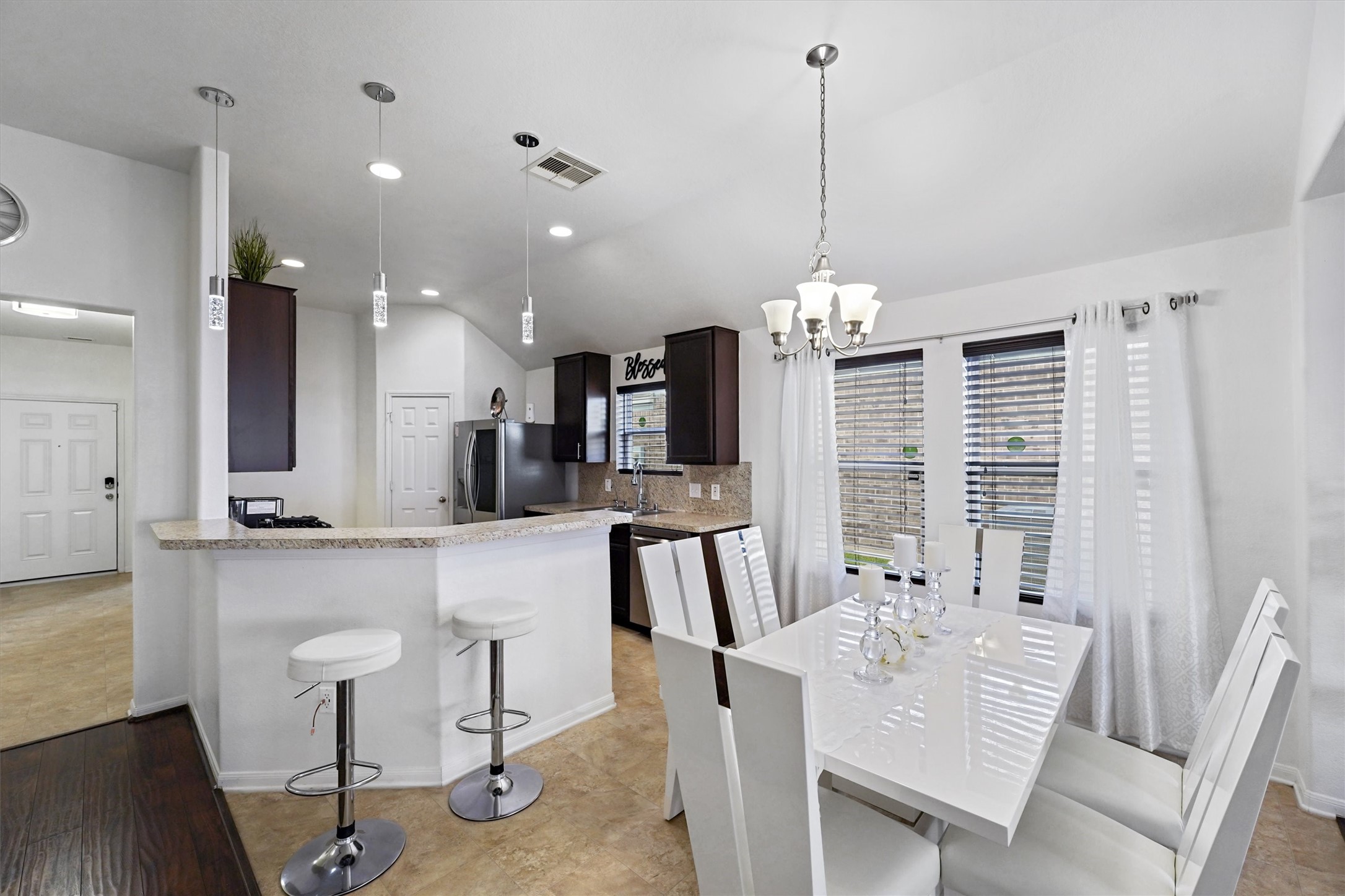 18523 Windy Stone Drive Property Photo 6