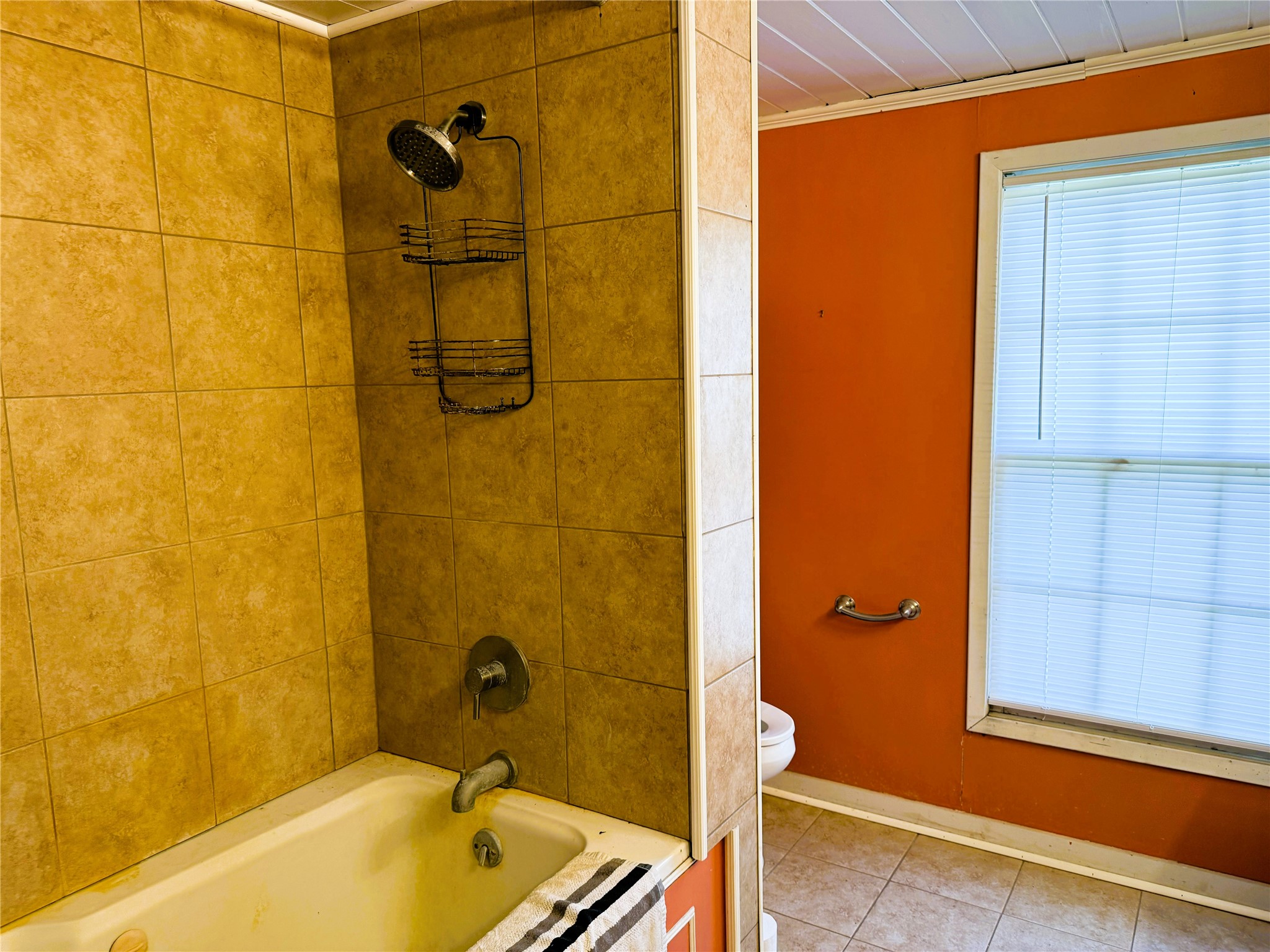 1417 Main Street Property Photo 11