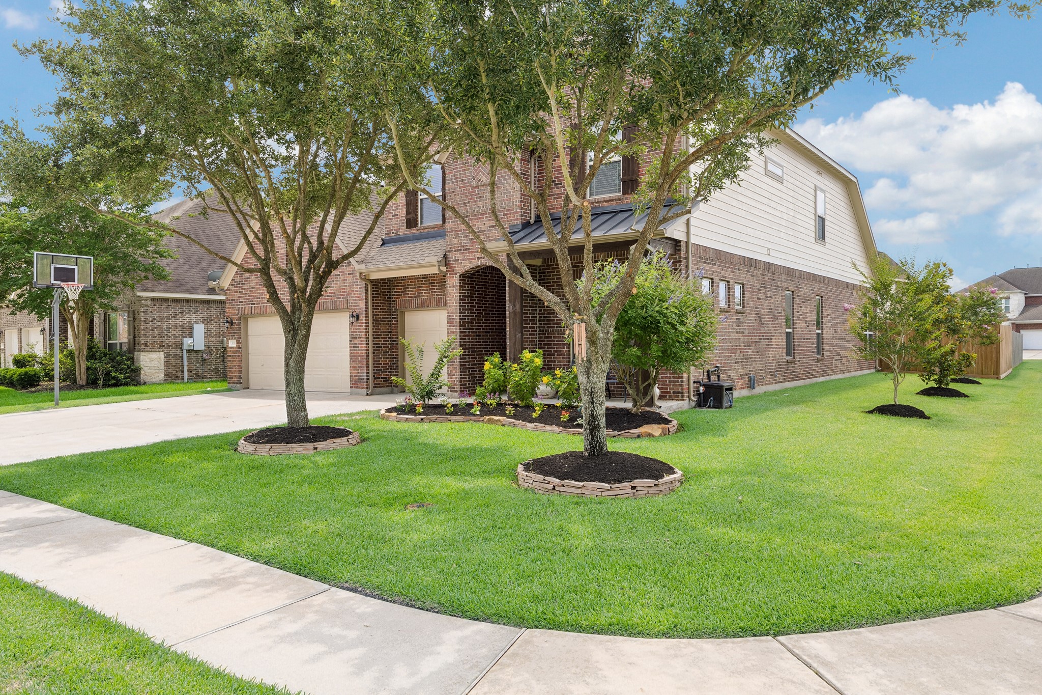 315 Westwood Drive Property Photo 1
