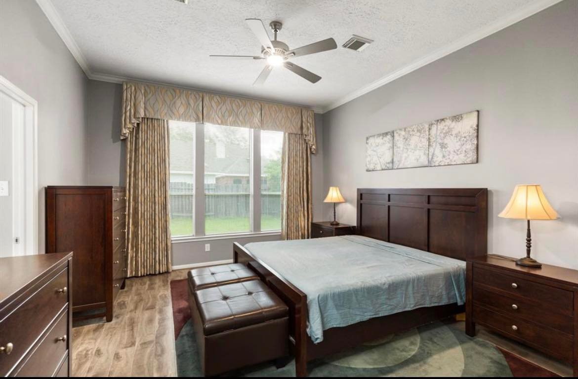 3827 Shady Breeze Drive Property Photo 11