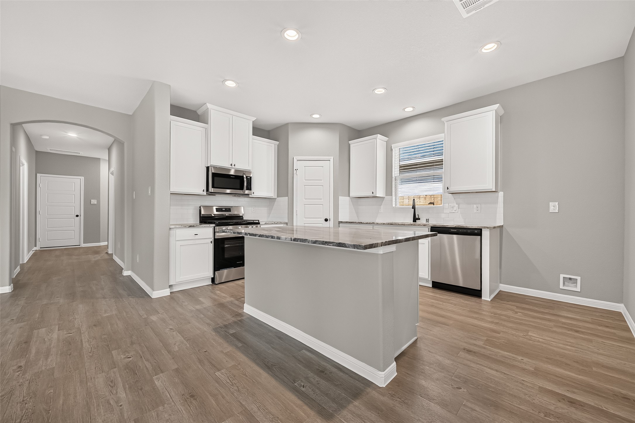 509 Stone Placa Trail Property Photo 9