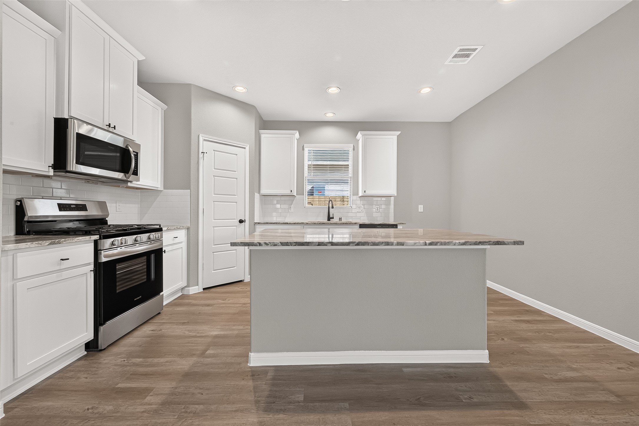 509 Stone Placa Trail Property Photo 10