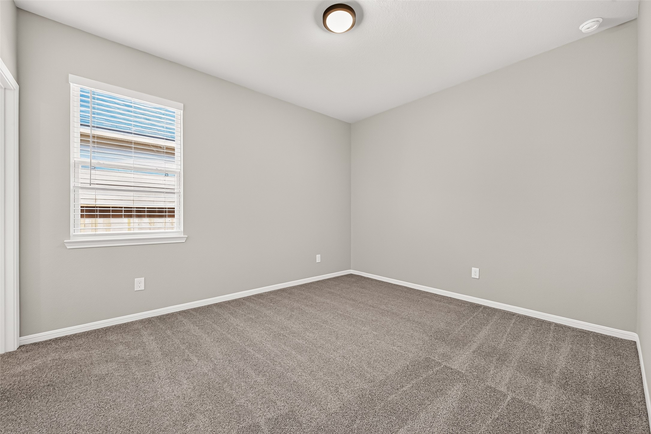 509 Stone Placa Trail Property Photo 16
