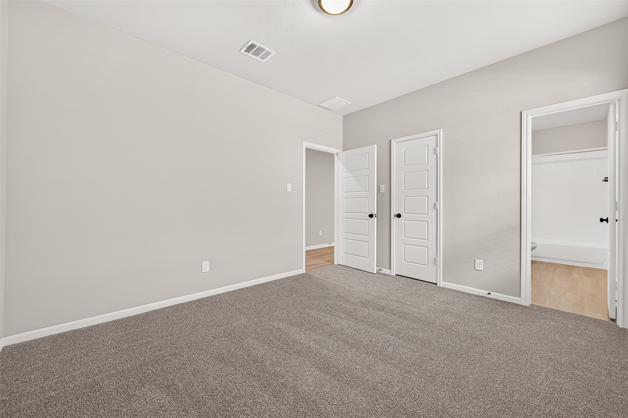 509 Stone Placa Trail Property Photo 17