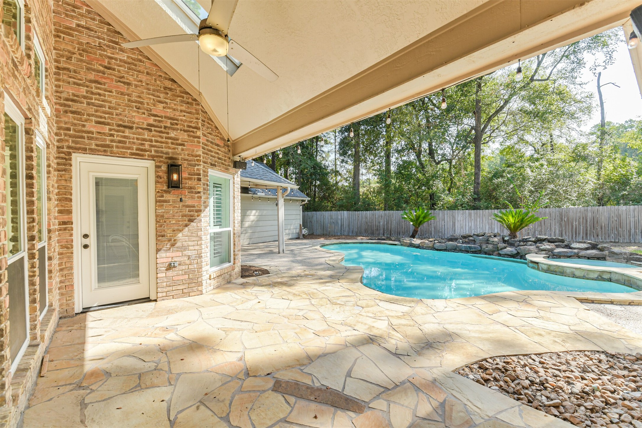 27 Hornsilver Place Property Photo 5