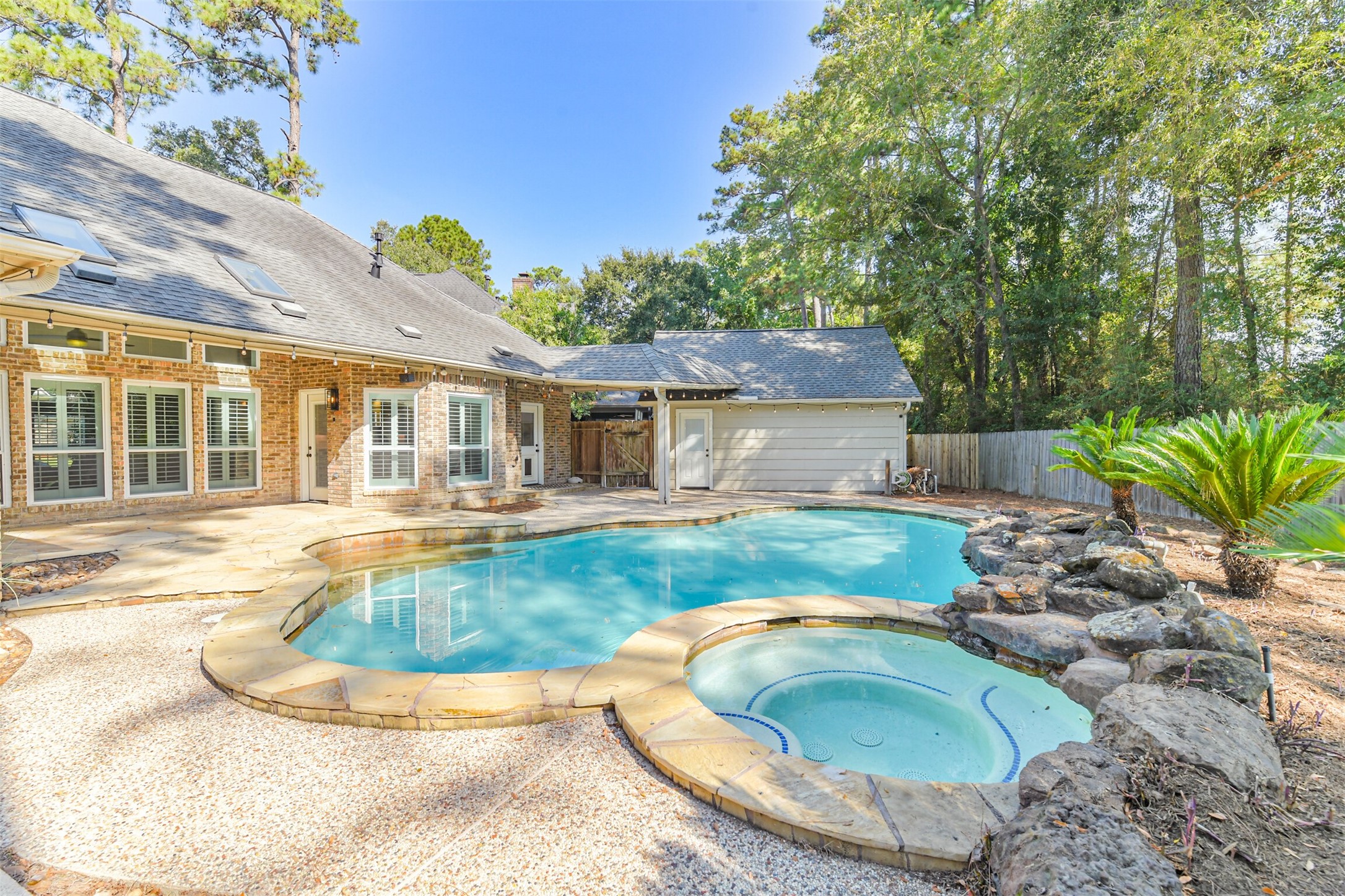27 Hornsilver Place Property Photo 8