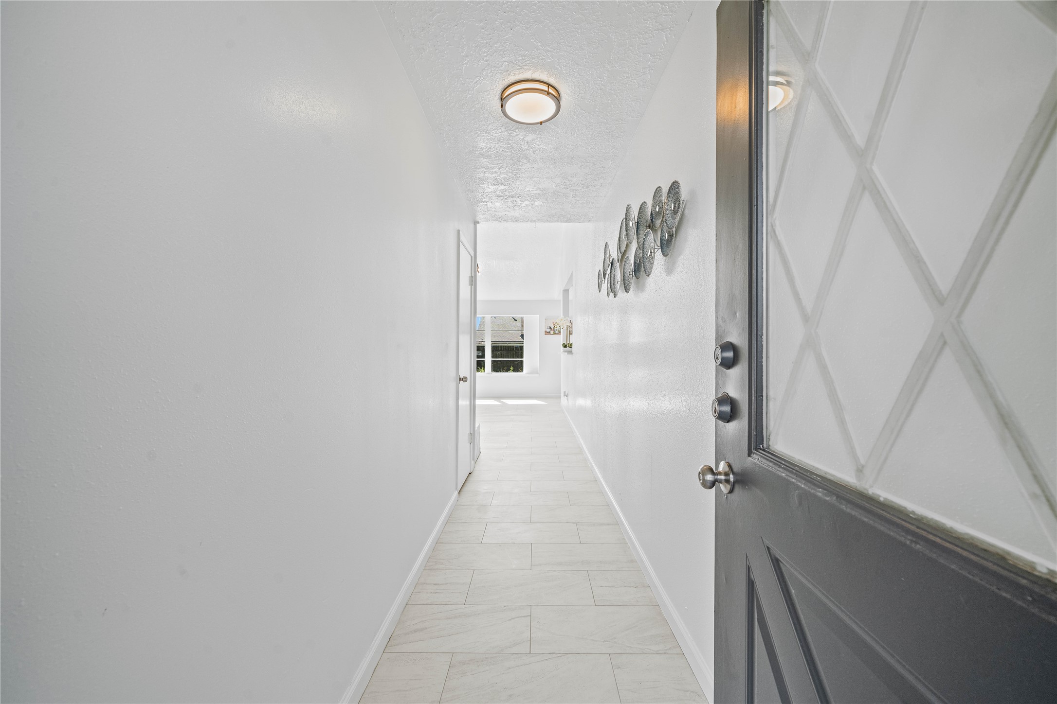 9042 Kirkmont Drive Property Photo 4