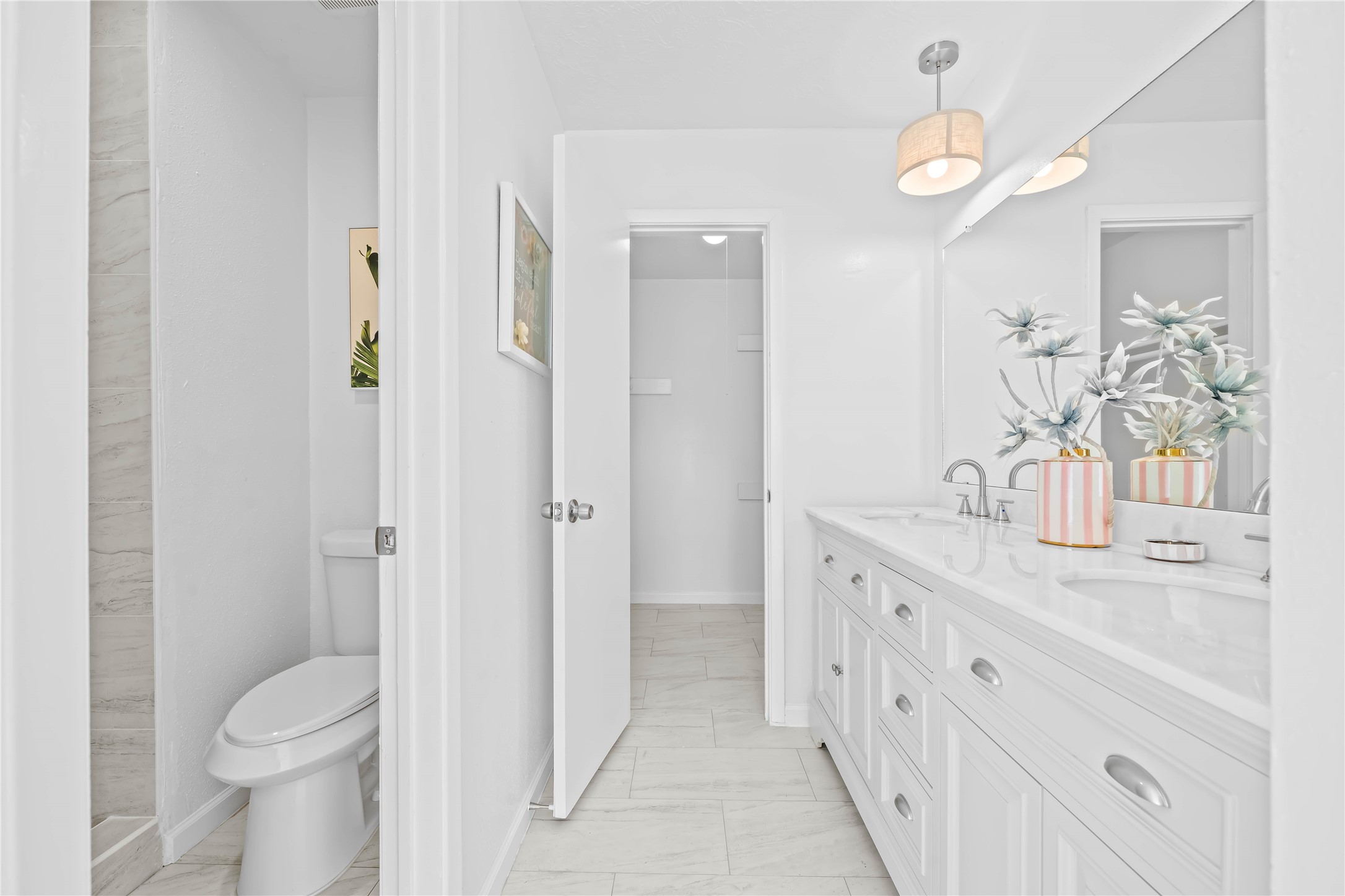 9042 Kirkmont Drive Property Photo 20