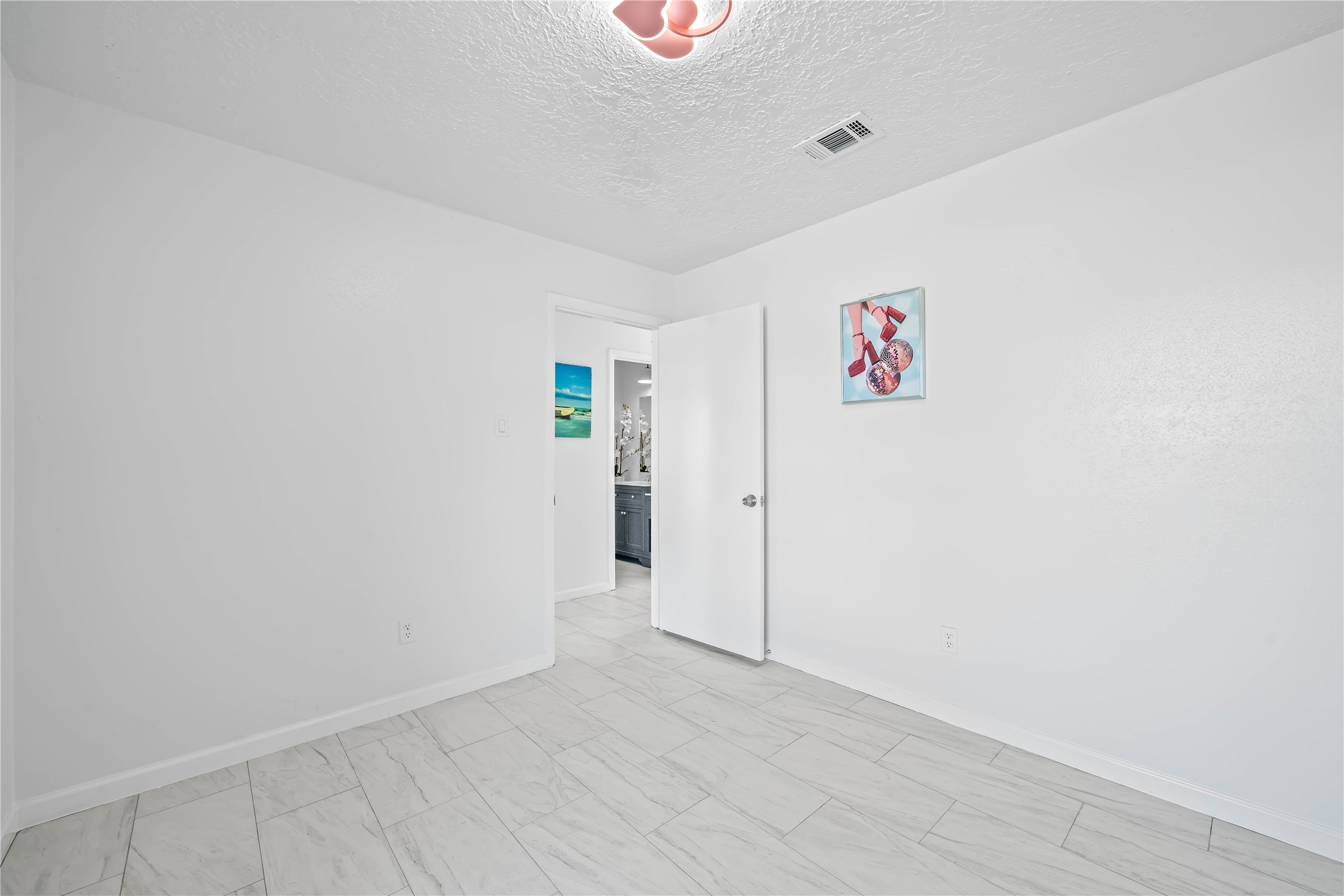 9042 Kirkmont Drive Property Photo 24