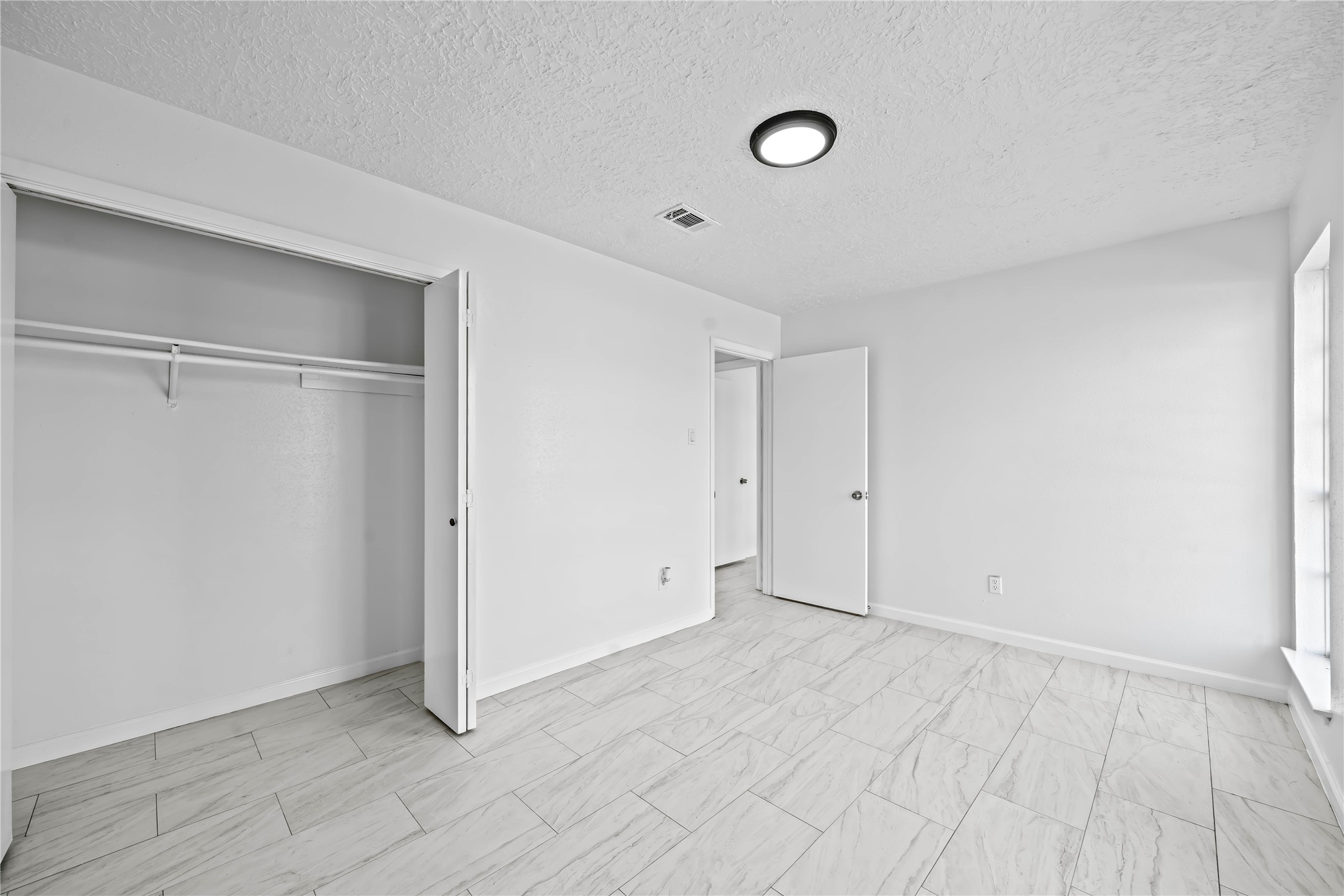 9042 Kirkmont Drive Property Photo 26