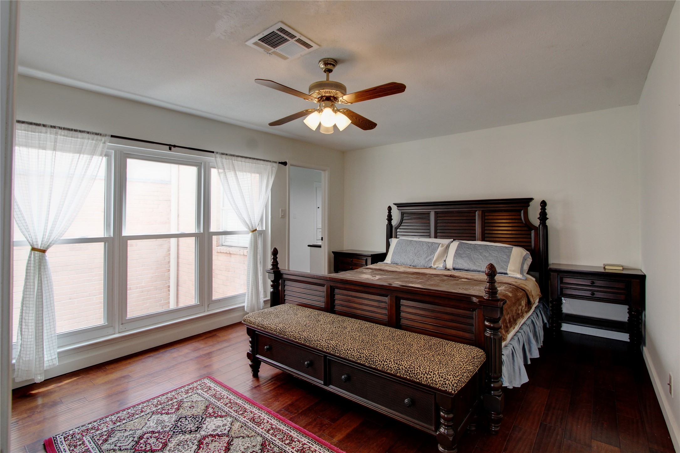 5985 Inwood Drive Property Photo 19