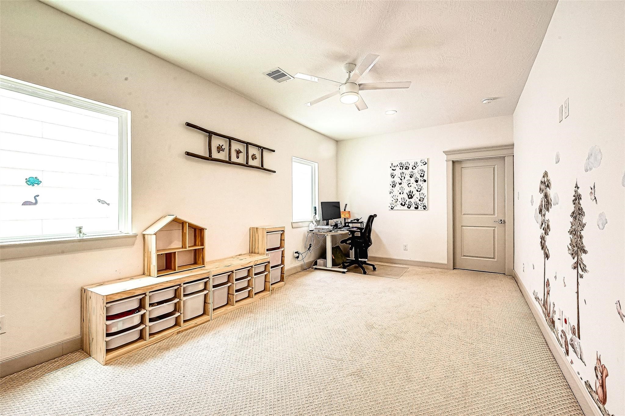 5807 Kansas Street D Property Photo 15
