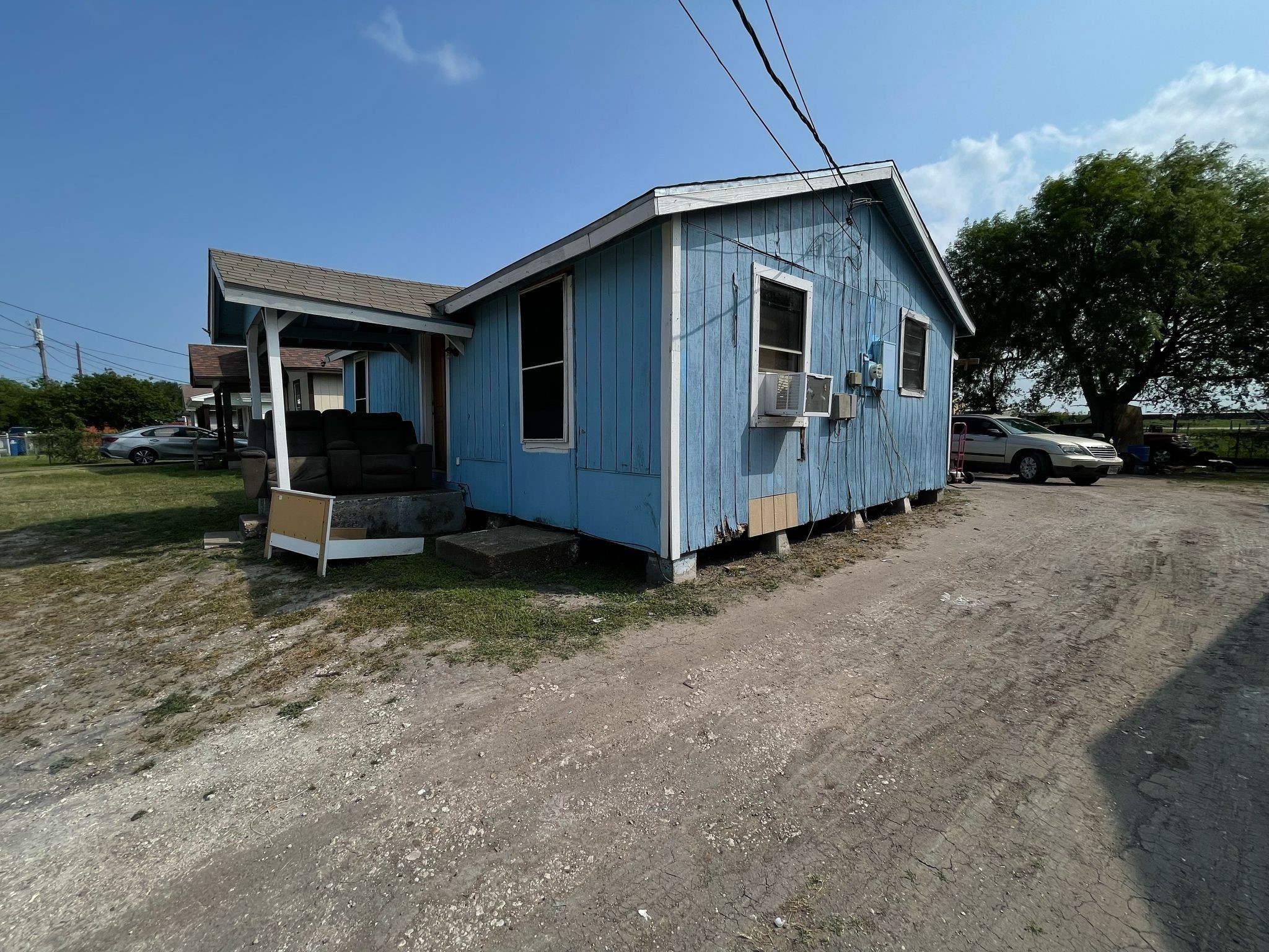 517 Rachal Property Photo 1