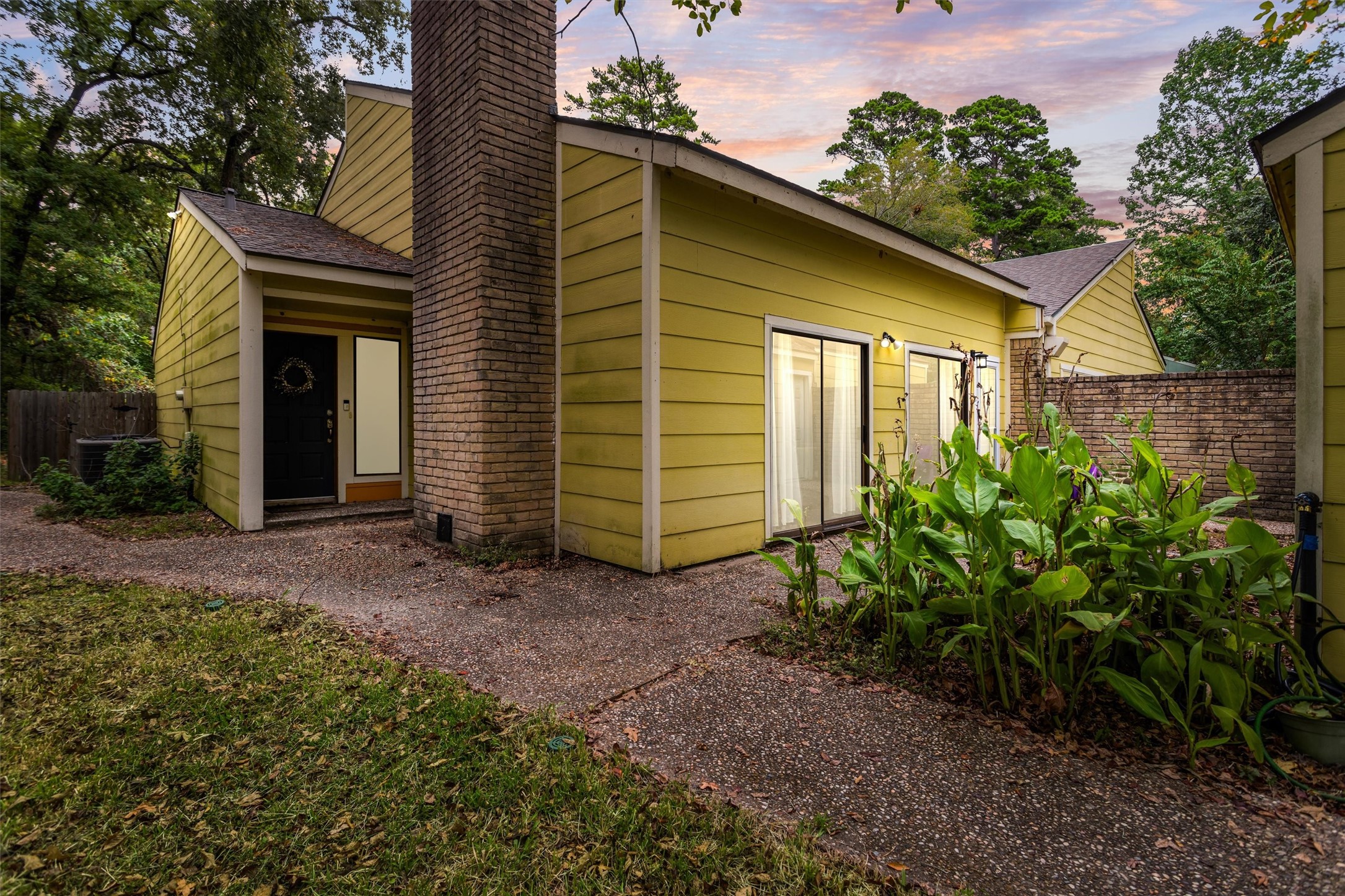 24648 Pools Creek Drive Property Photo 1