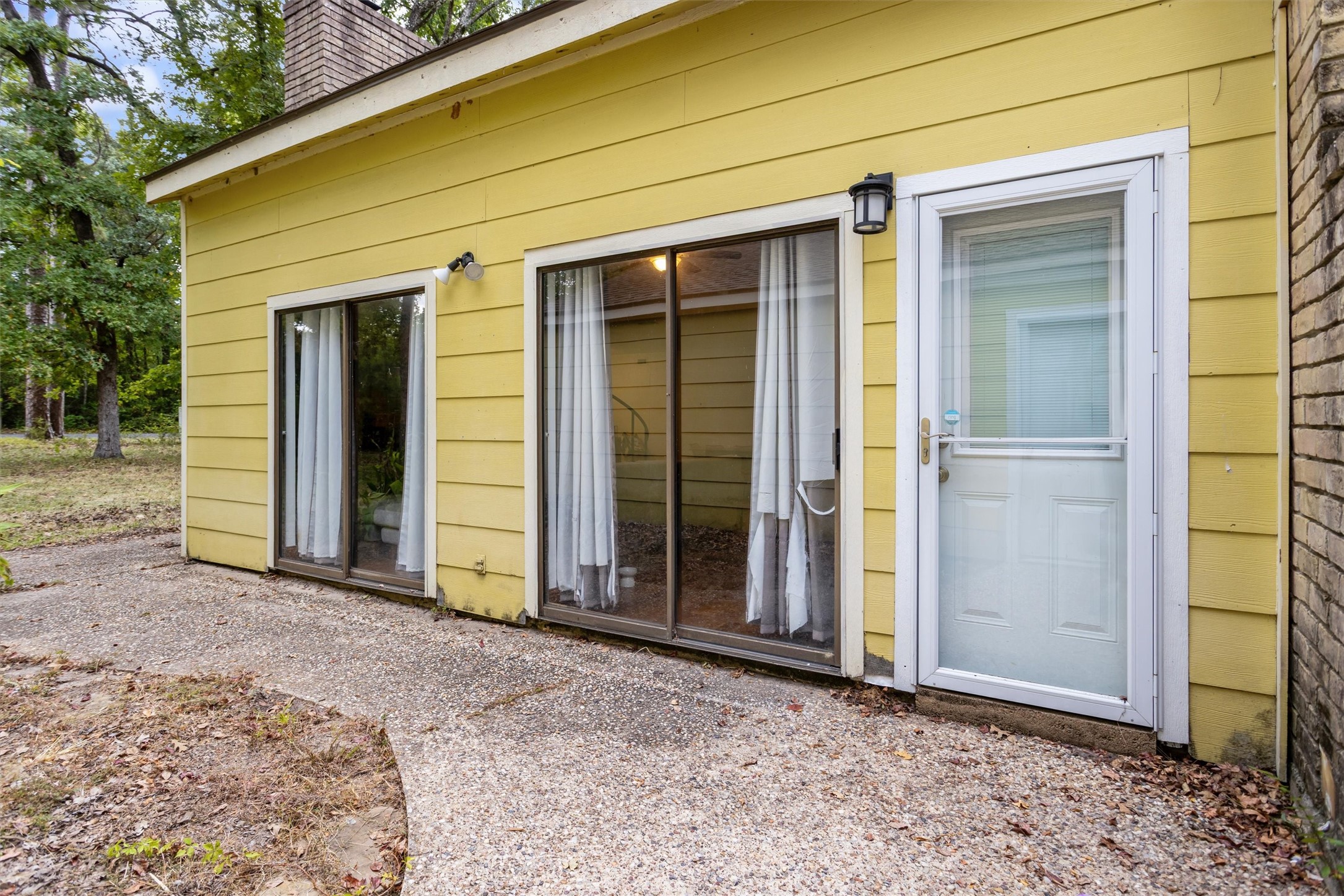 24648 Pools Creek Drive Property Photo 5