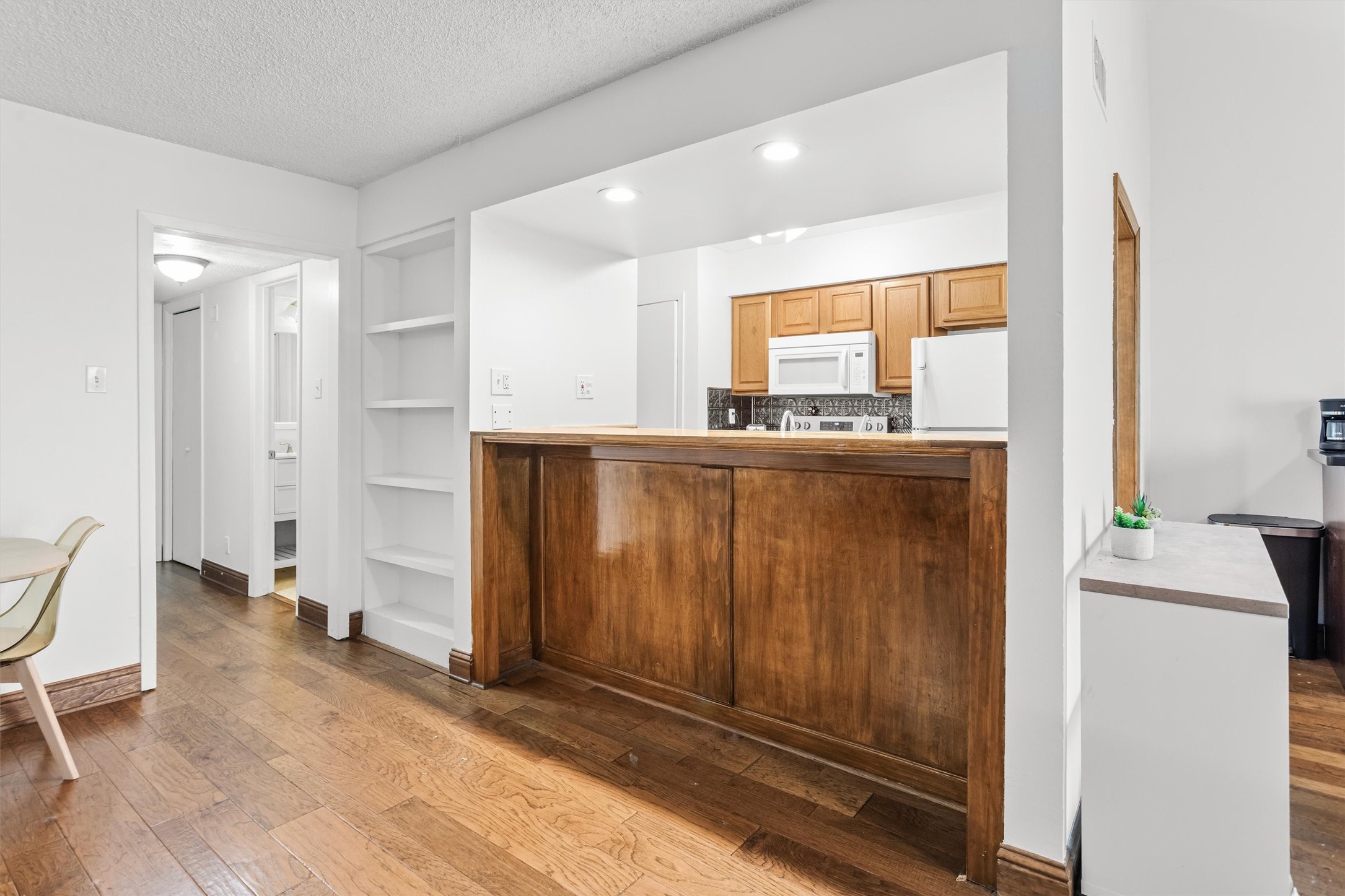24648 Pools Creek Drive Property Photo 13