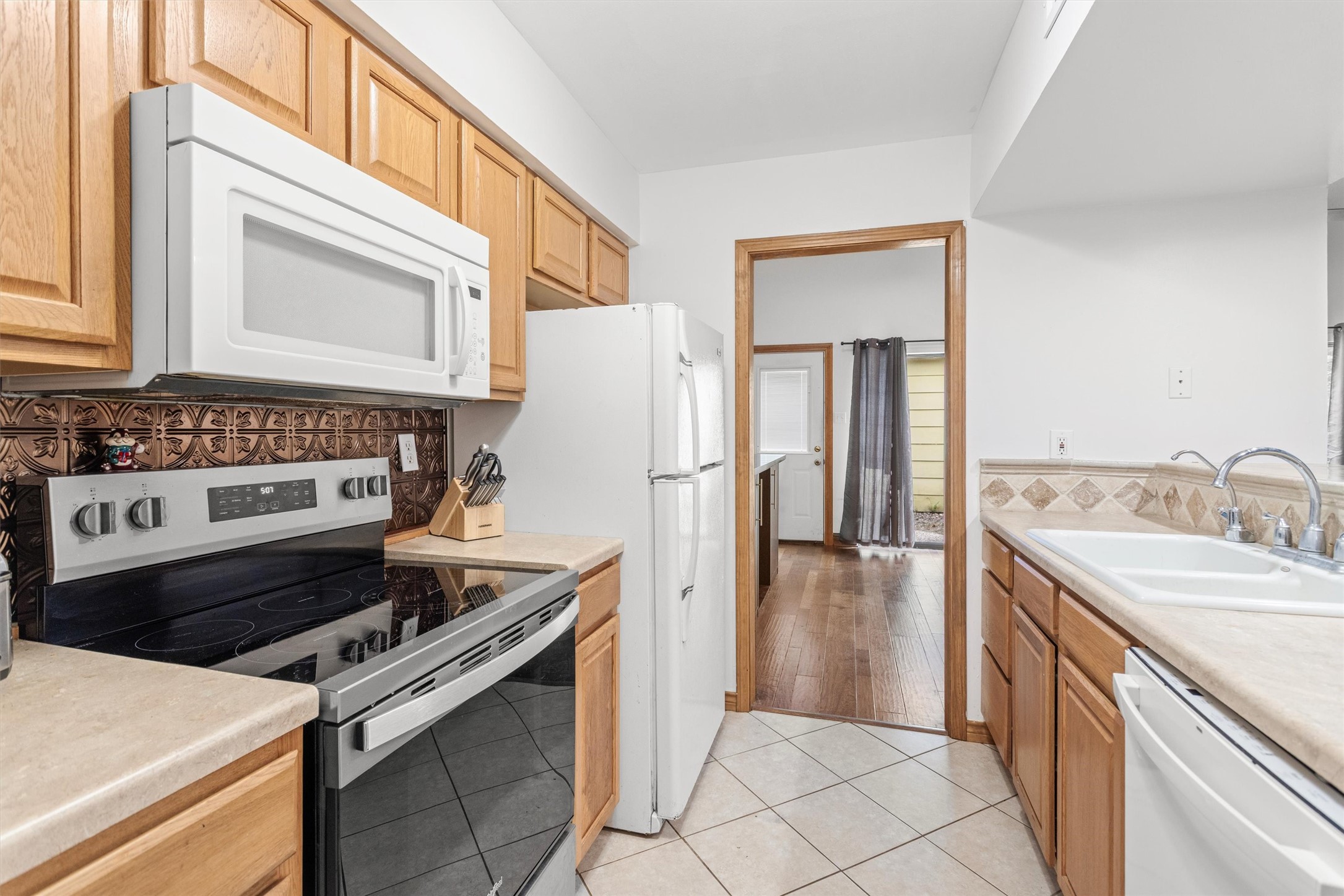 24648 Pools Creek Drive Property Photo 22