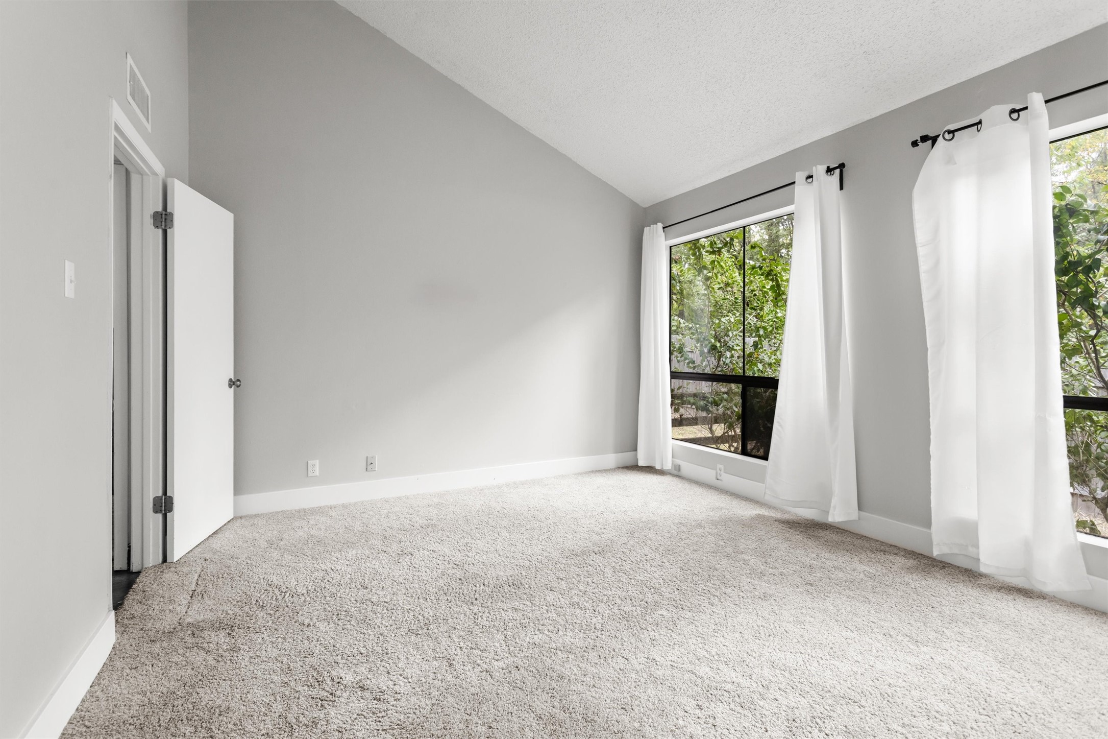 24648 Pools Creek Drive Property Photo 33