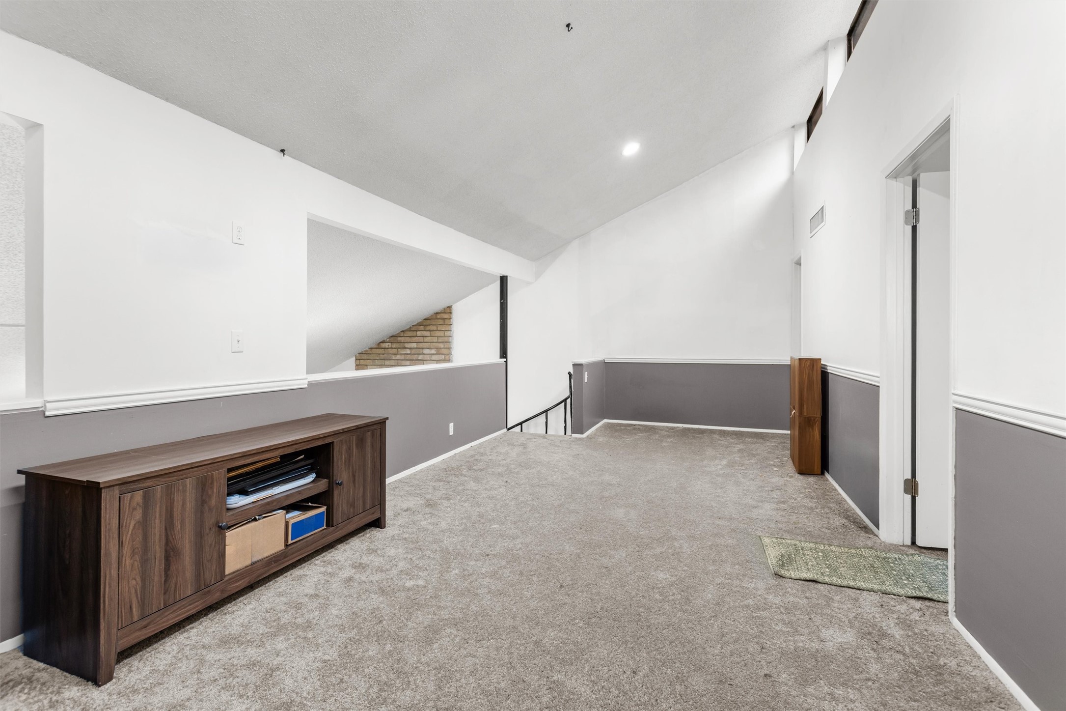 24648 Pools Creek Drive Property Photo 34