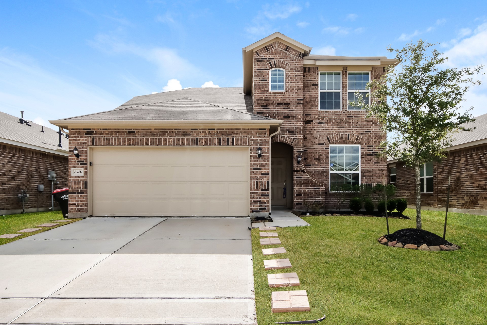 2526 Cold River Drive Property Photo 1