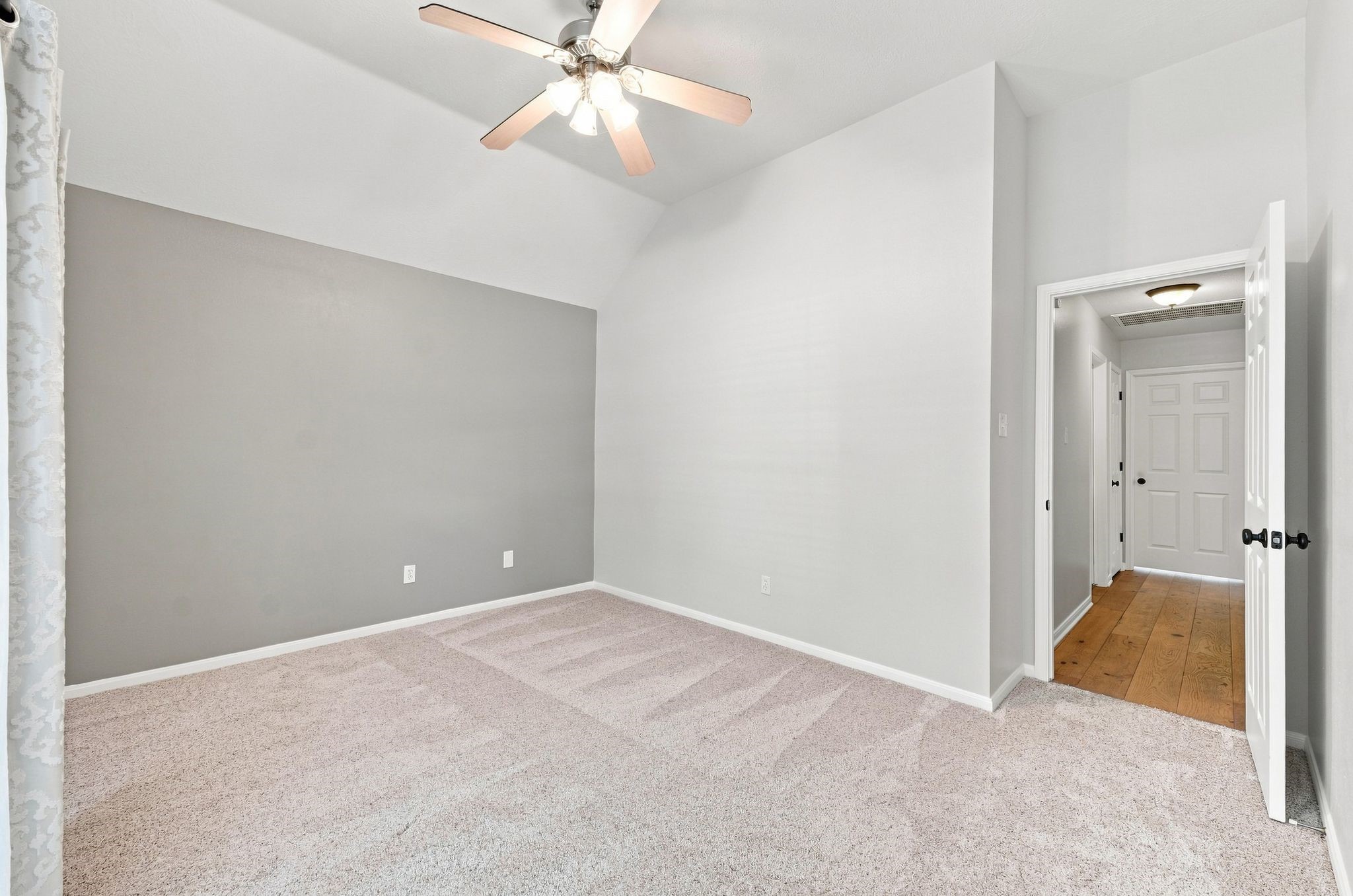 22918 Red River Drive Property Photo 26