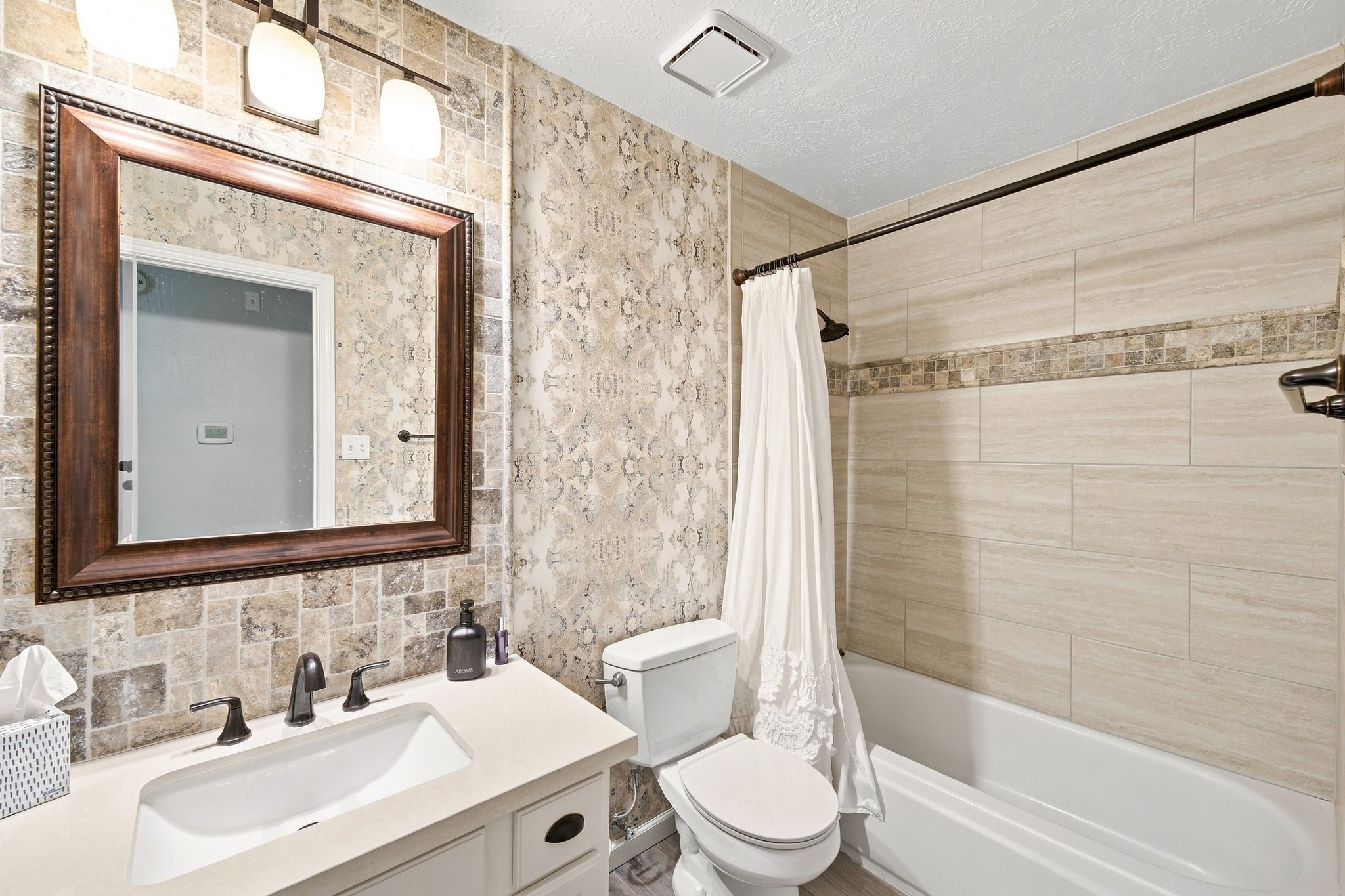 22918 Red River Drive Property Photo 27