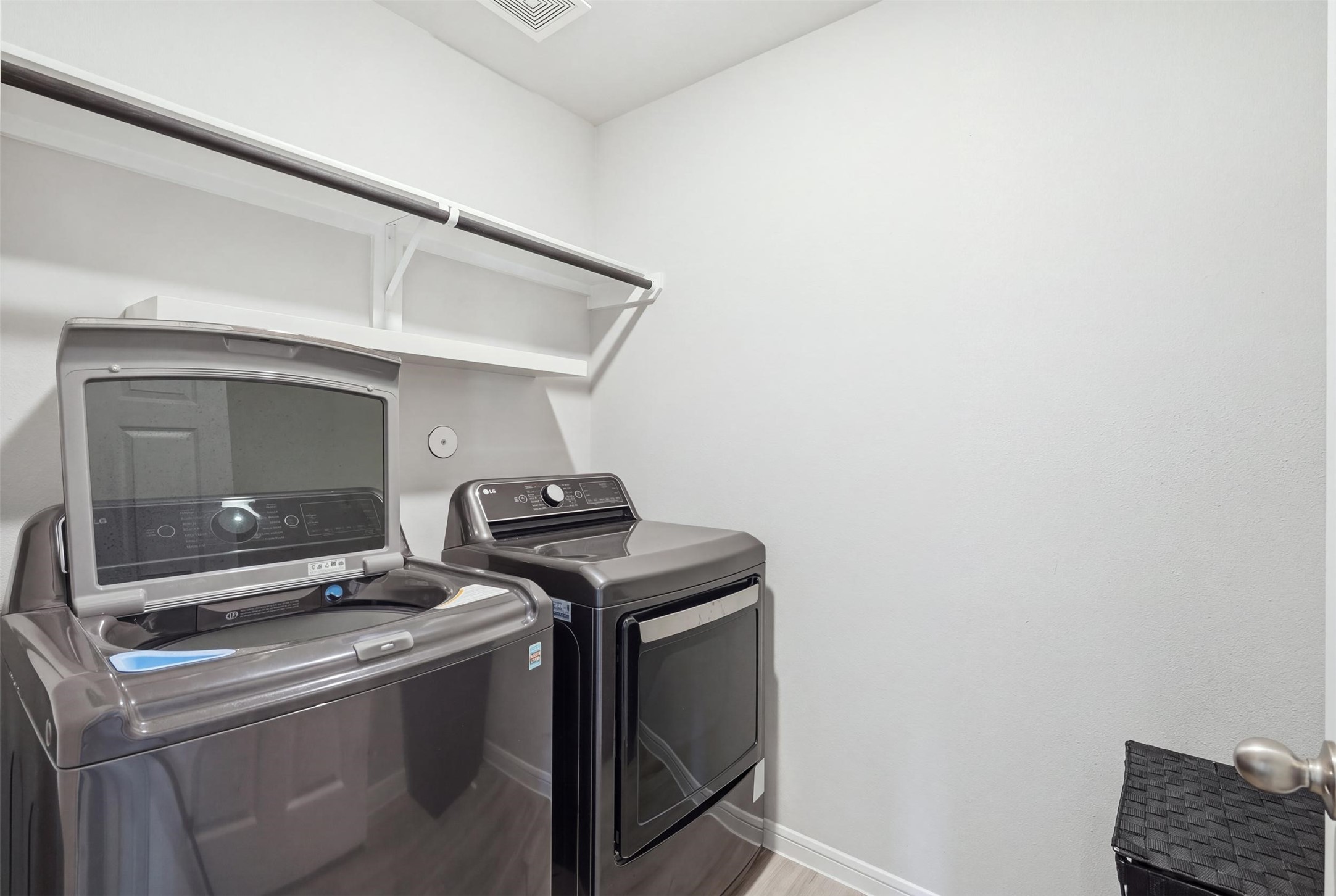 13211 Lanrin Park Lane Property Photo 13