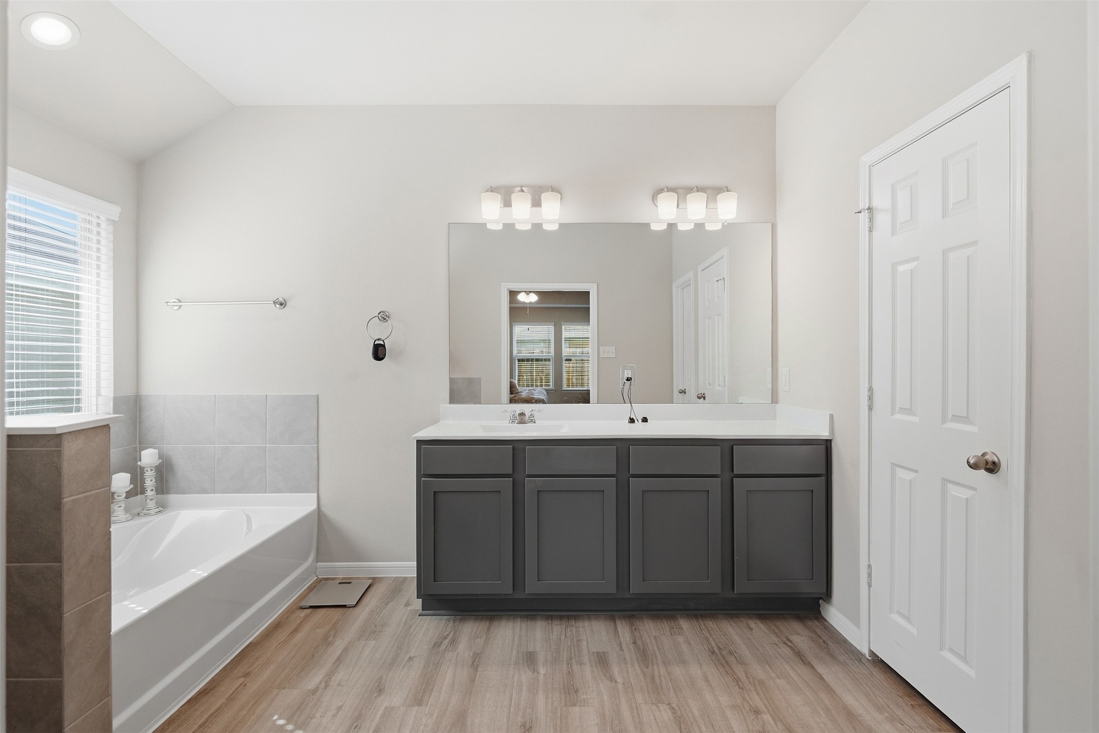 13211 Lanrin Park Lane Property Photo 17