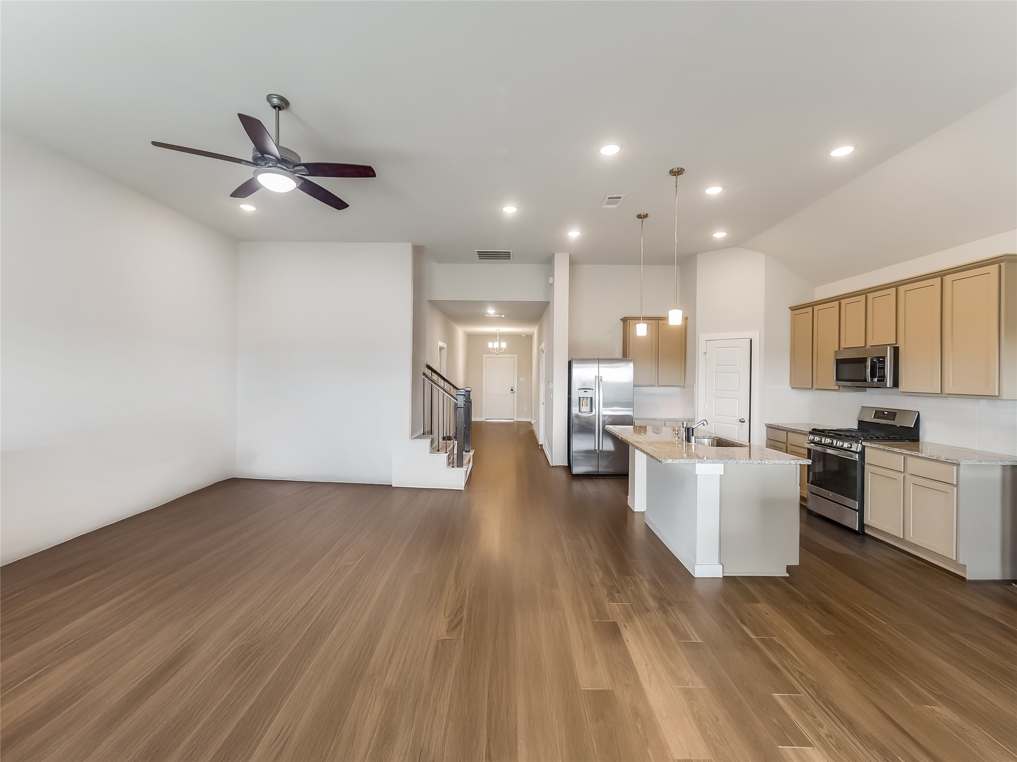8634 Jetty Glen Drive Property Photo 9