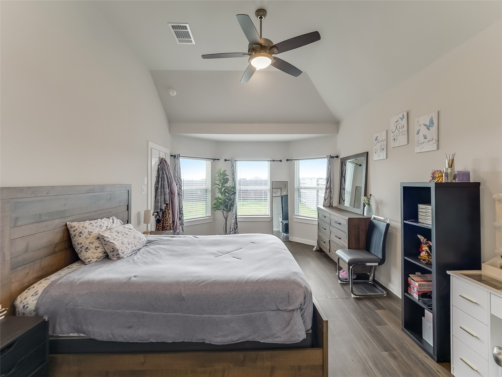 8634 Jetty Glen Drive Property Photo 20