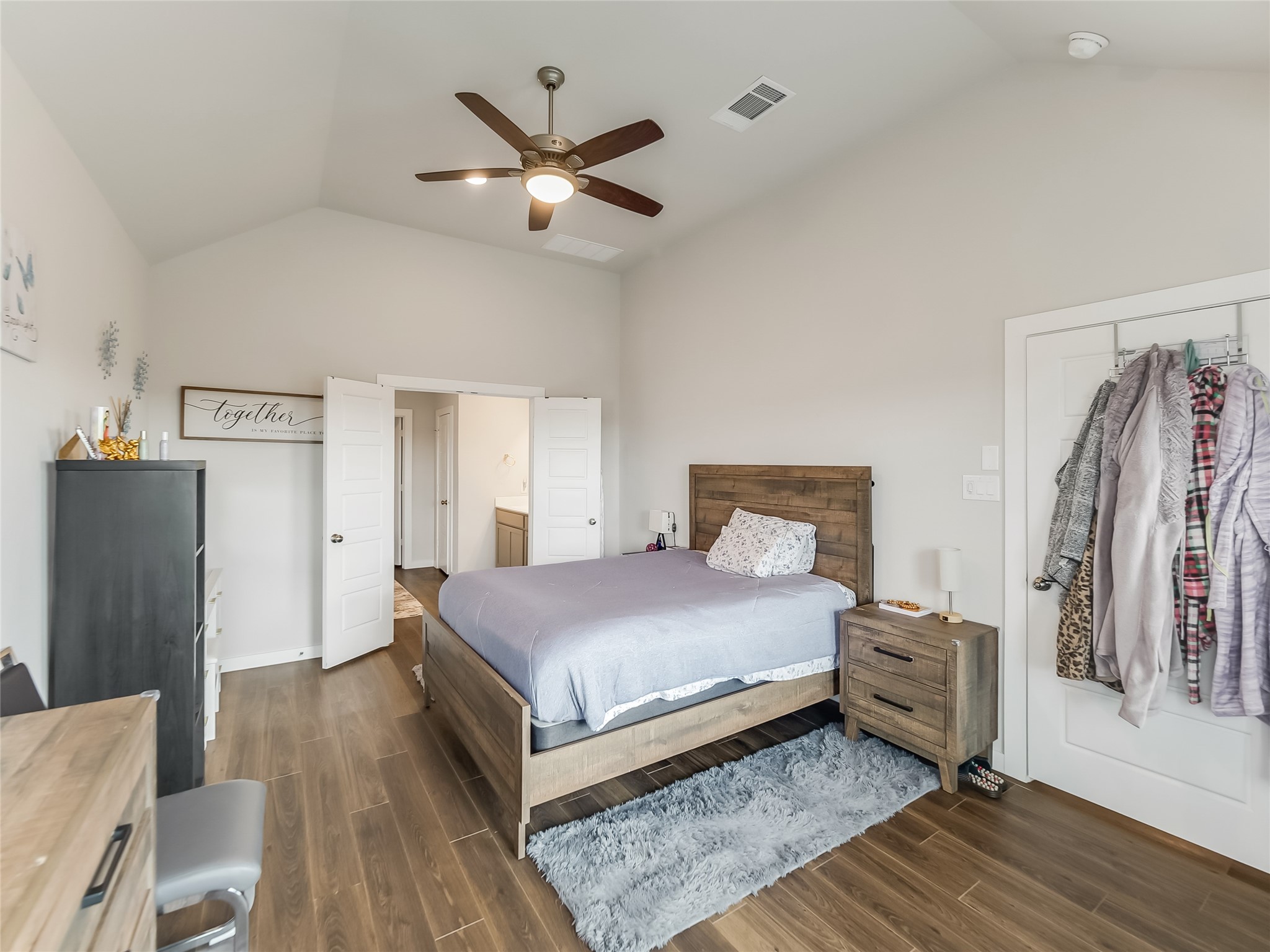 8634 Jetty Glen Drive Property Photo 21