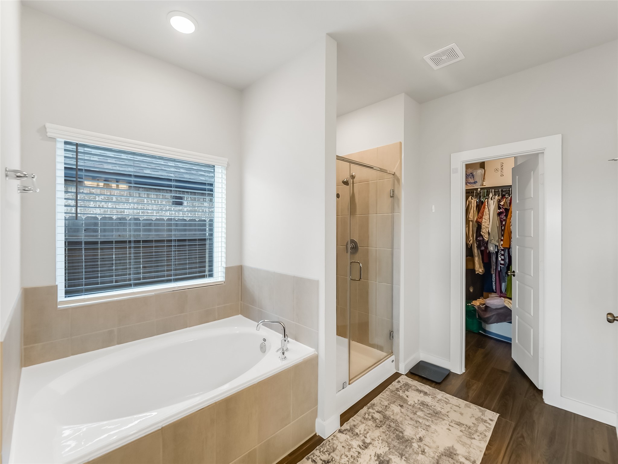 8634 Jetty Glen Drive Property Photo 23