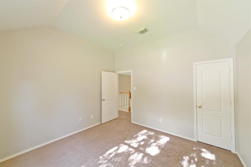 407 Groveton Ridge Lane Property Photo 19