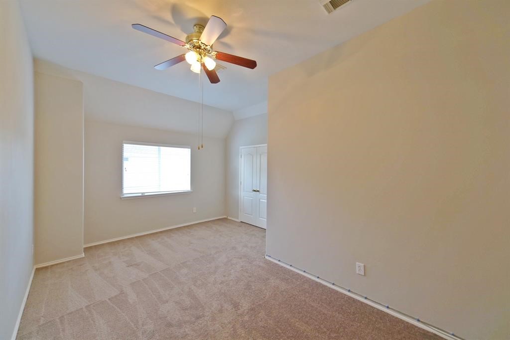 407 Groveton Ridge Lane Property Photo 23