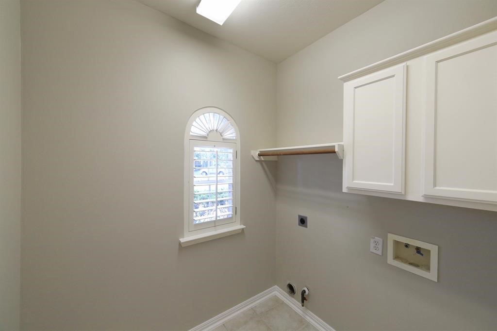 407 Groveton Ridge Lane Property Photo 26