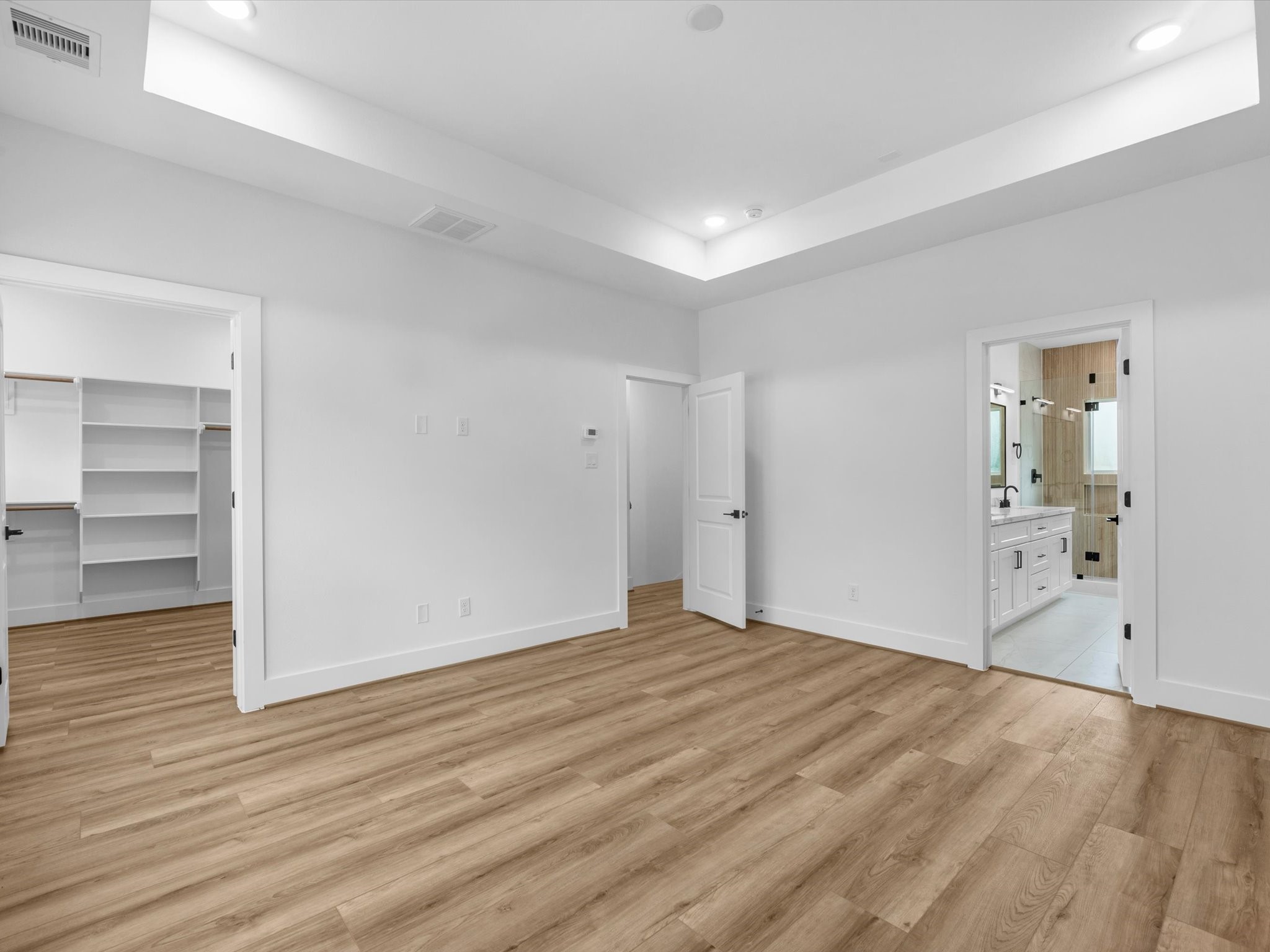 4802 Elysian Street E Property Photo 12