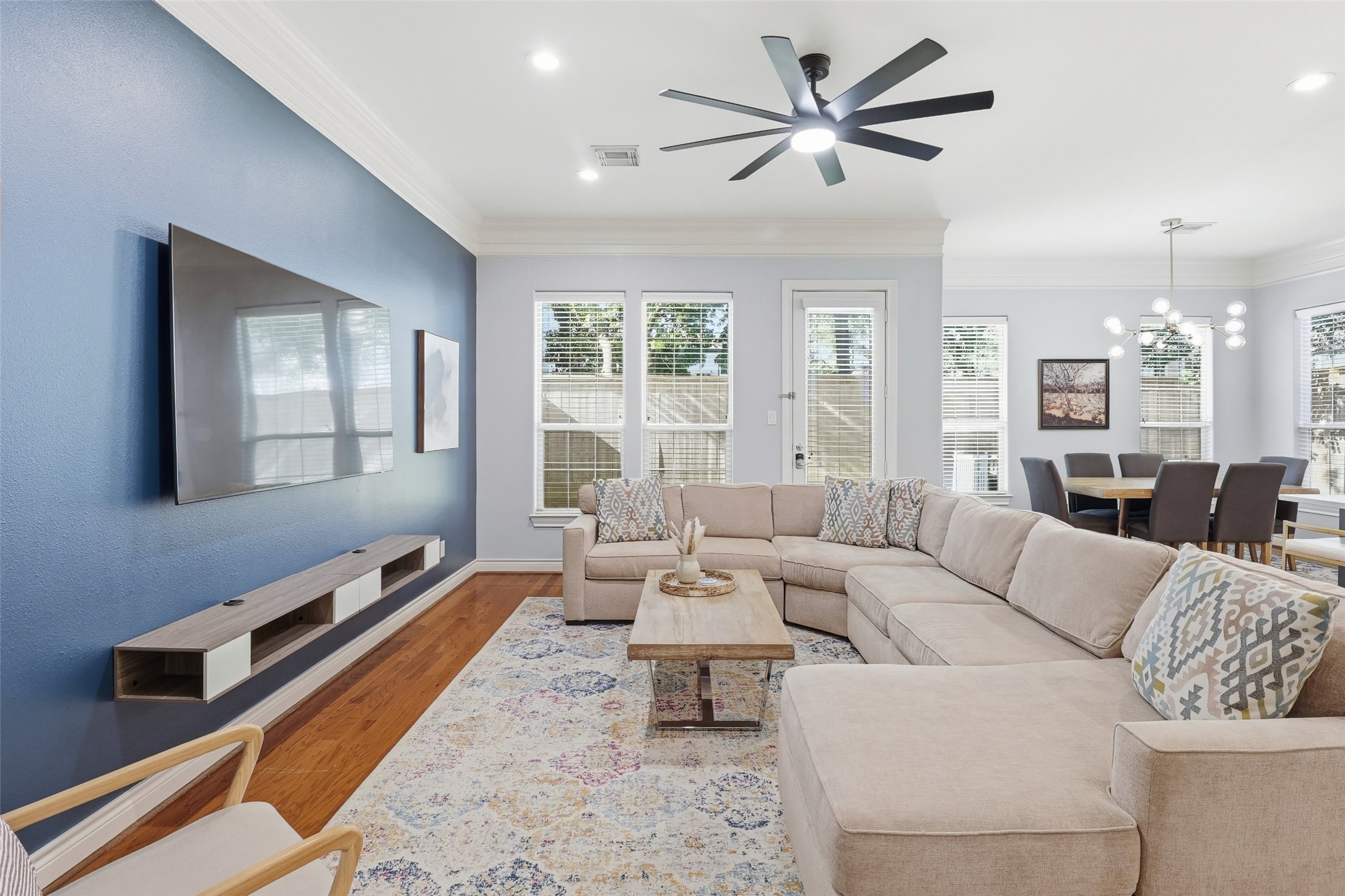 11119 Sherwood Forest Glen Drive Property Photo 6