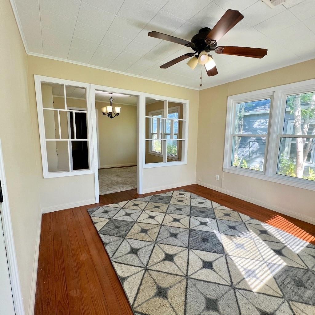 405 N College Street, Weimar Tx 78962 Property Photo 4