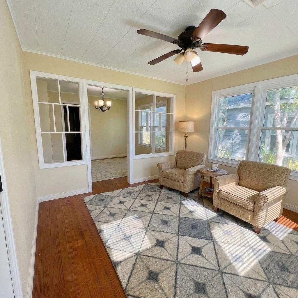405 N College Street, Weimar Tx 78962 Property Photo 5