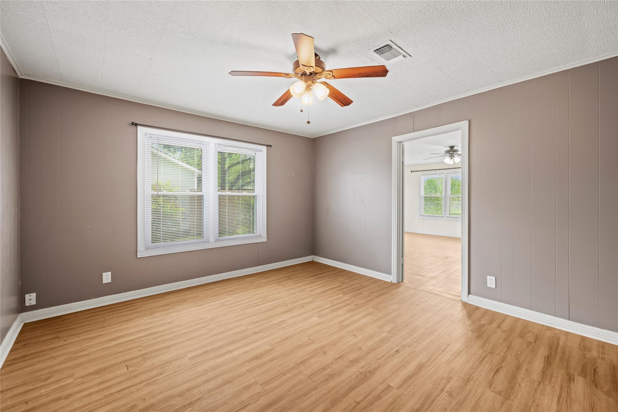 405 N College Street, Weimar Tx 78962 Property Photo 15