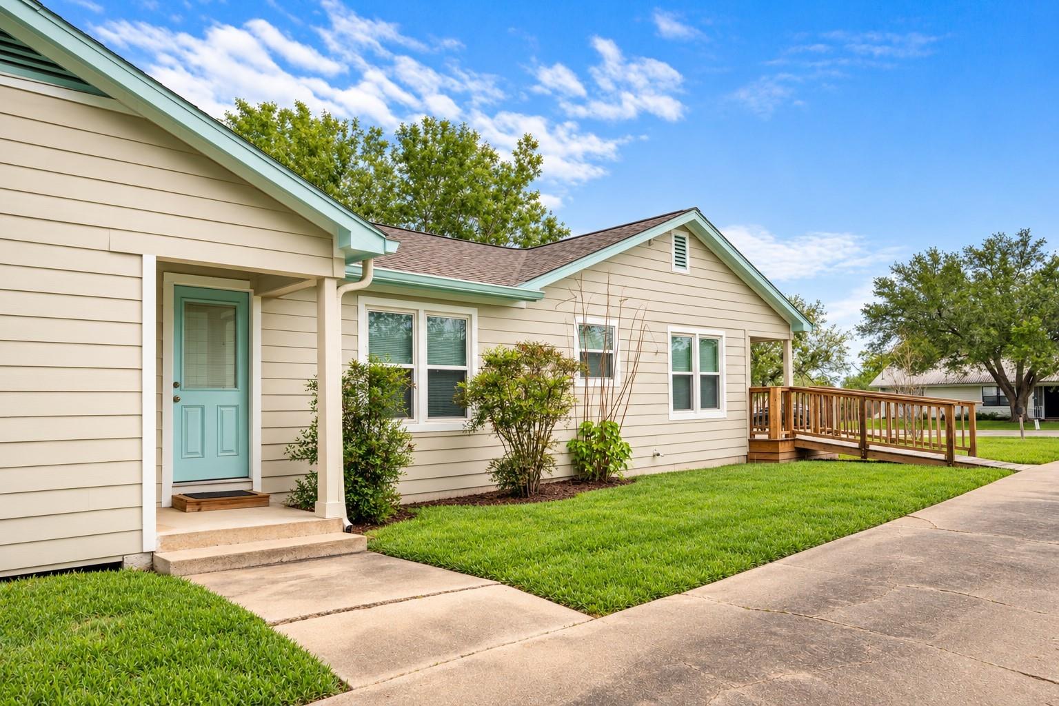 405 N College Street, Weimar Tx 78962 Property Photo 19