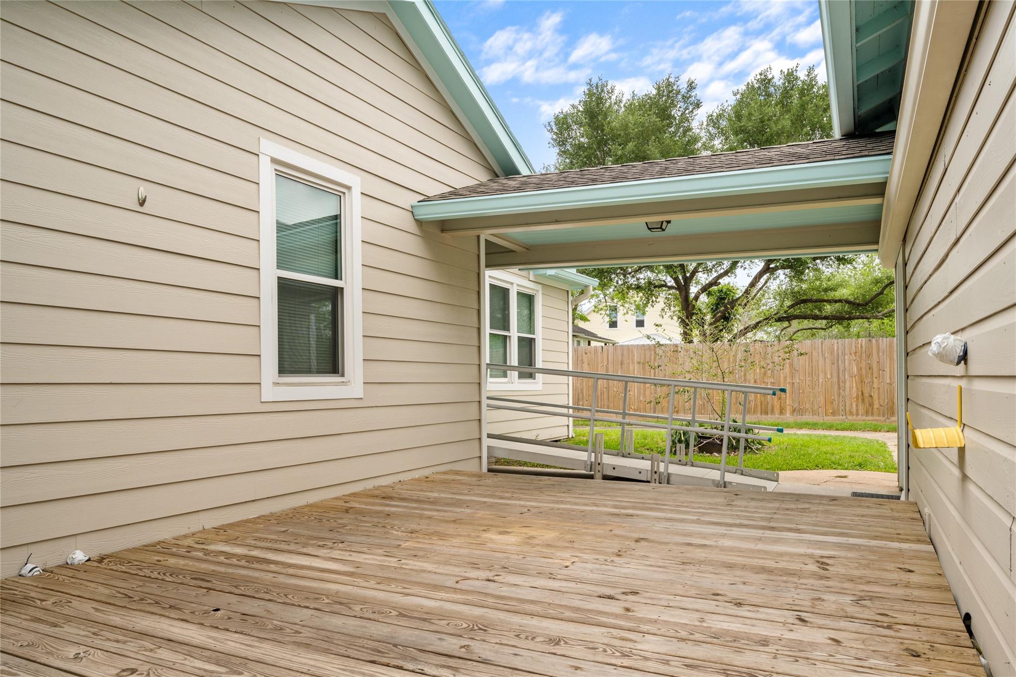 405 N College Street, Weimar Tx 78962 Property Photo 20