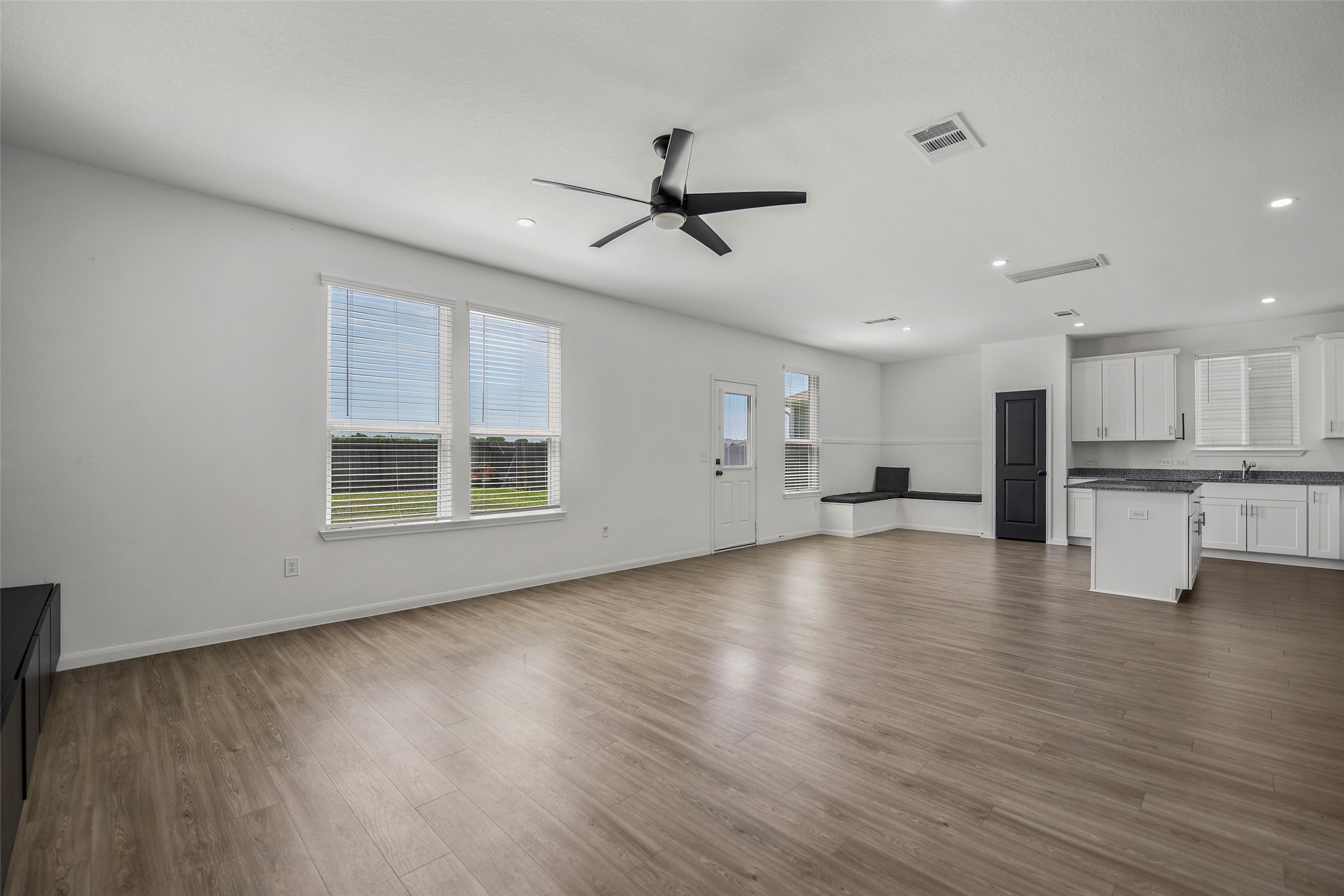 23403 Cranberry Grader Lane Property Photo 6