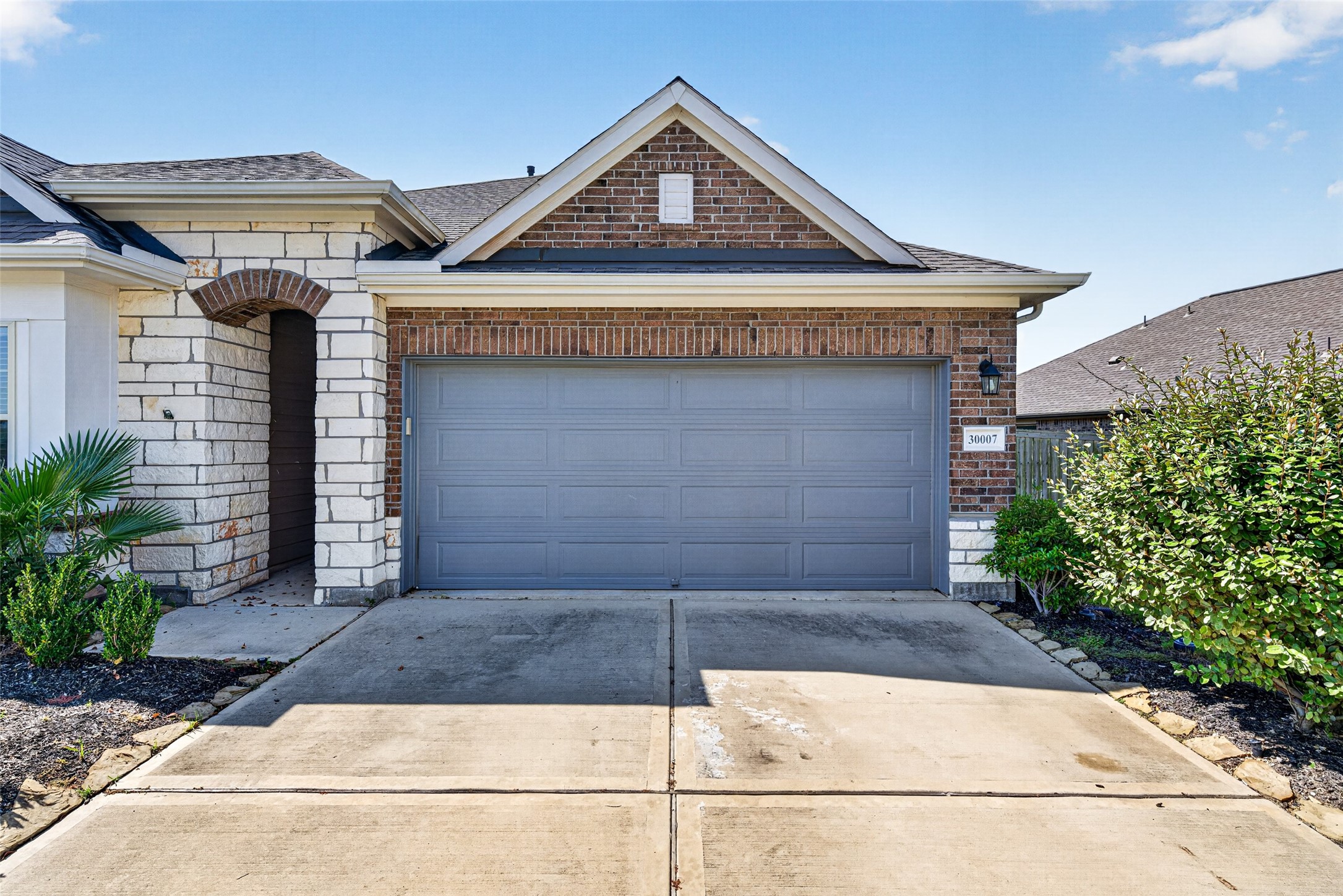 30007 Vallonea Oak Property Photo 5