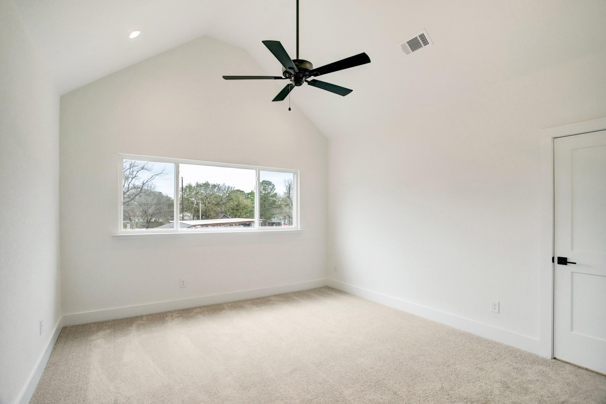 1220 Mcneil Street Property Photo 8