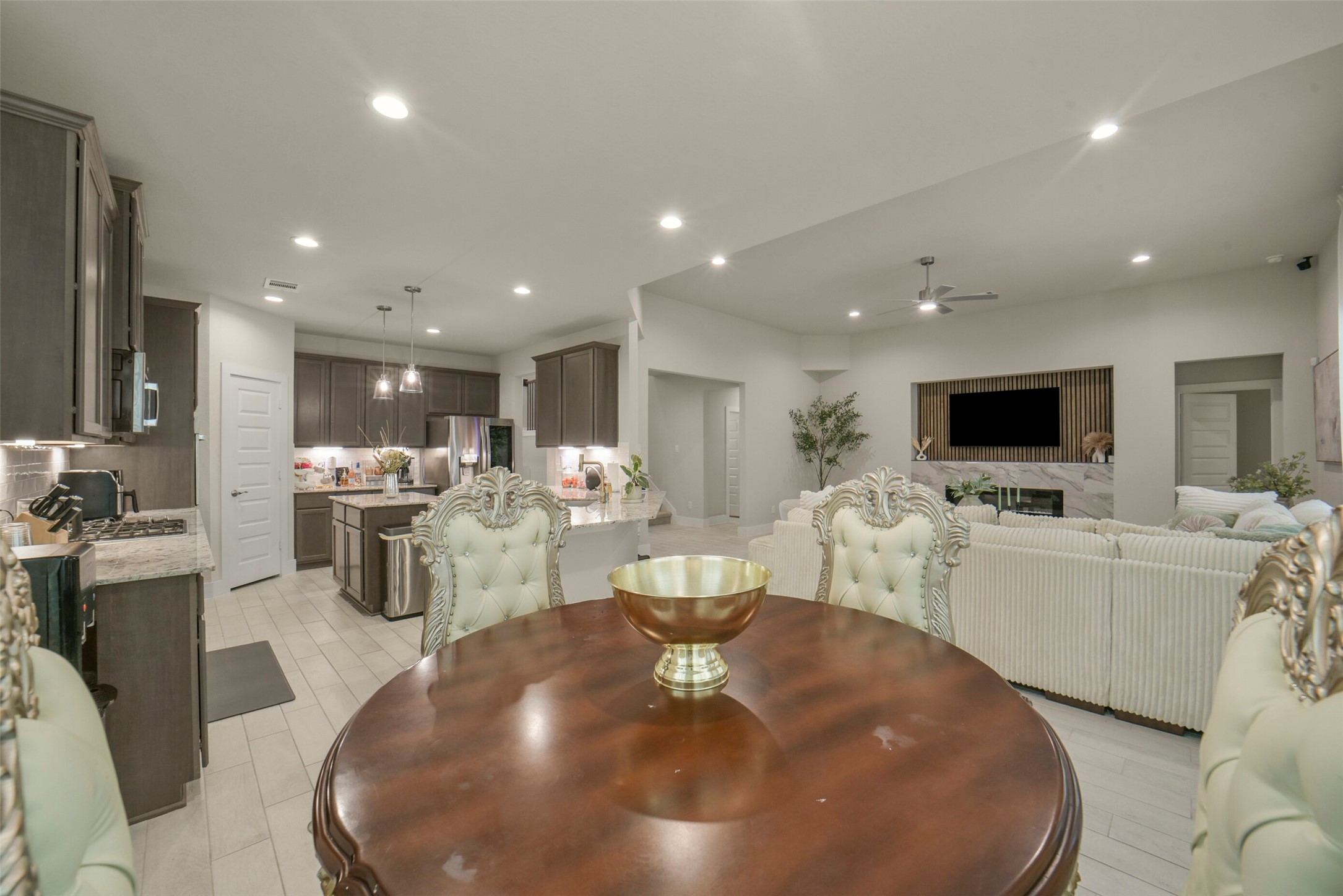 23610 Iris Field Court Property Photo 11