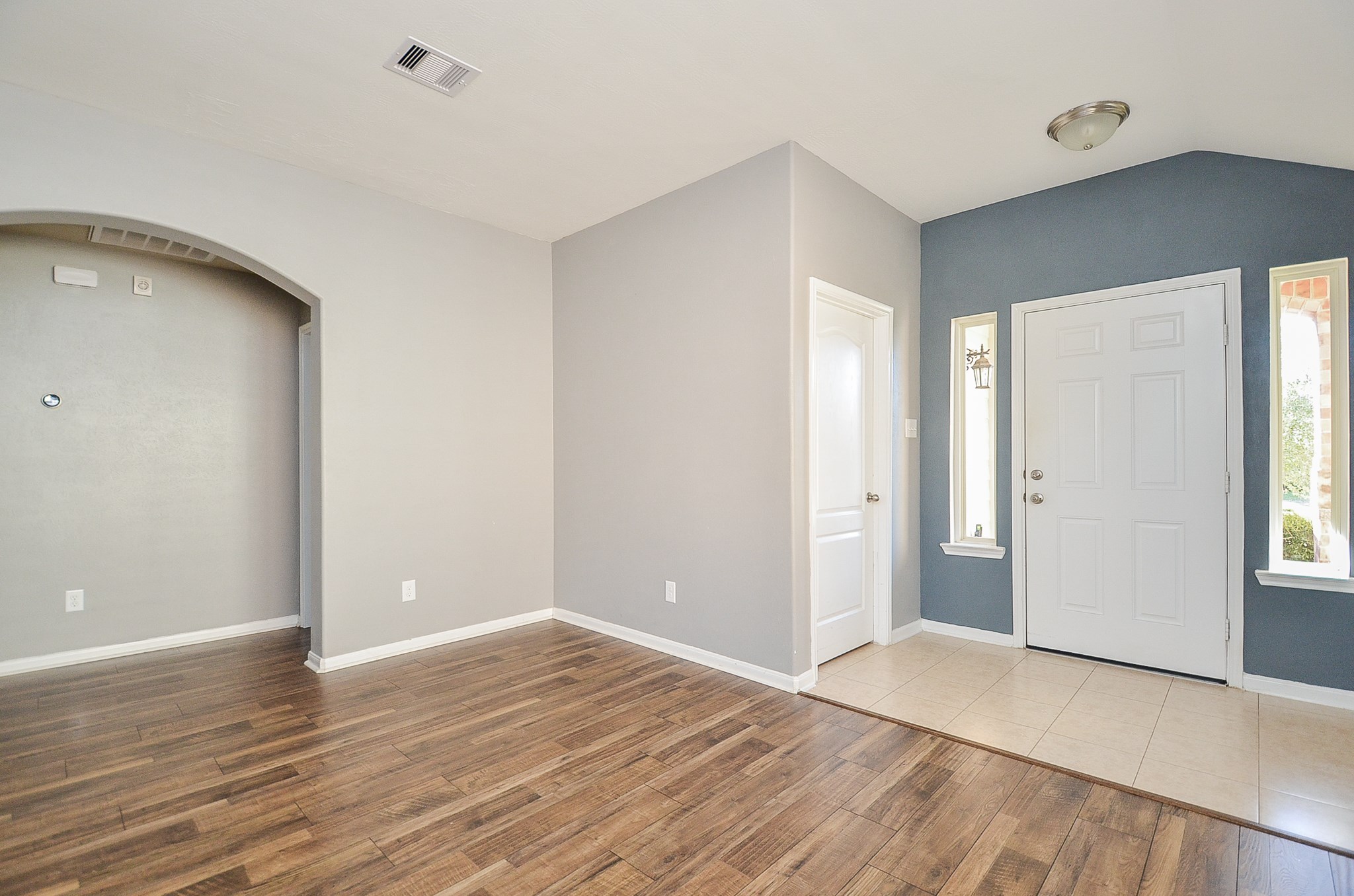 19018 Walbrook Meadows Lane Property Photo 8