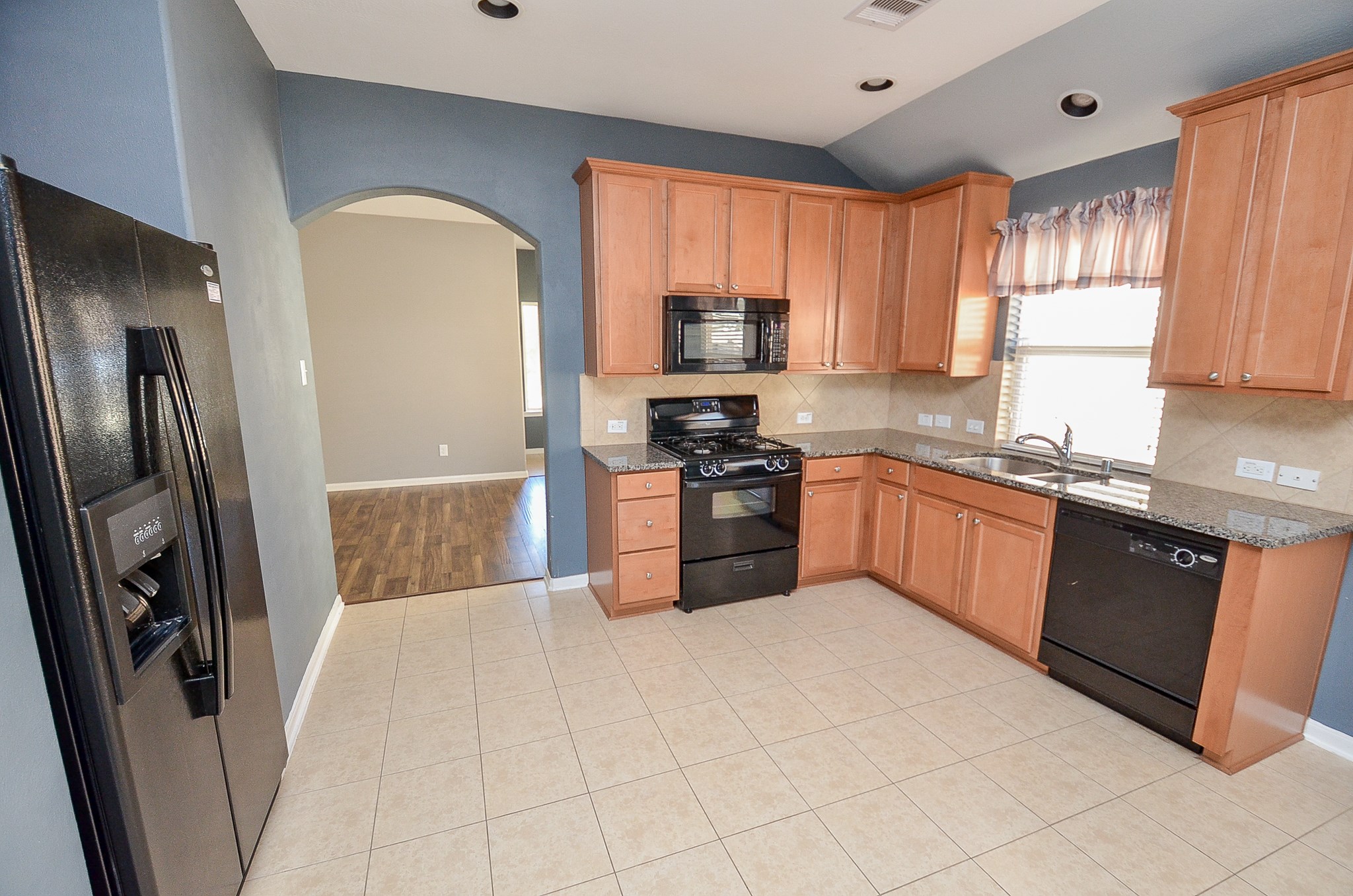 19018 Walbrook Meadows Lane Property Photo 9