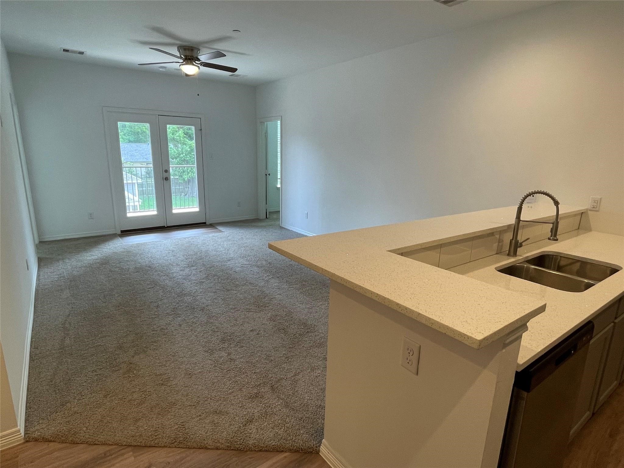 112 Kelley Street Property Photo 2